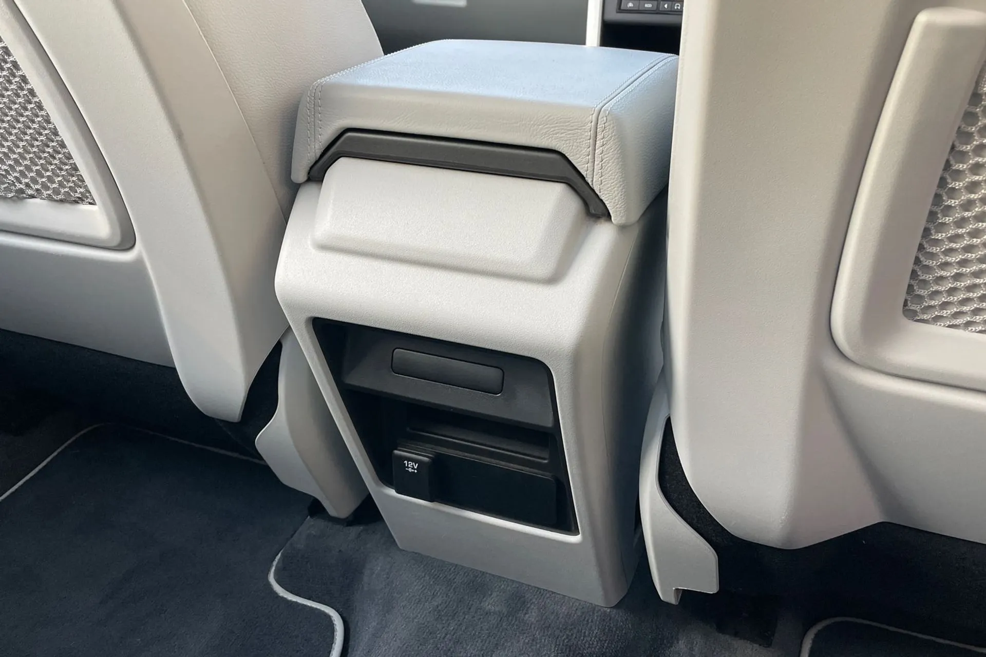 LAND ROVER DISCOVERY SPORT thumbnail image number 34