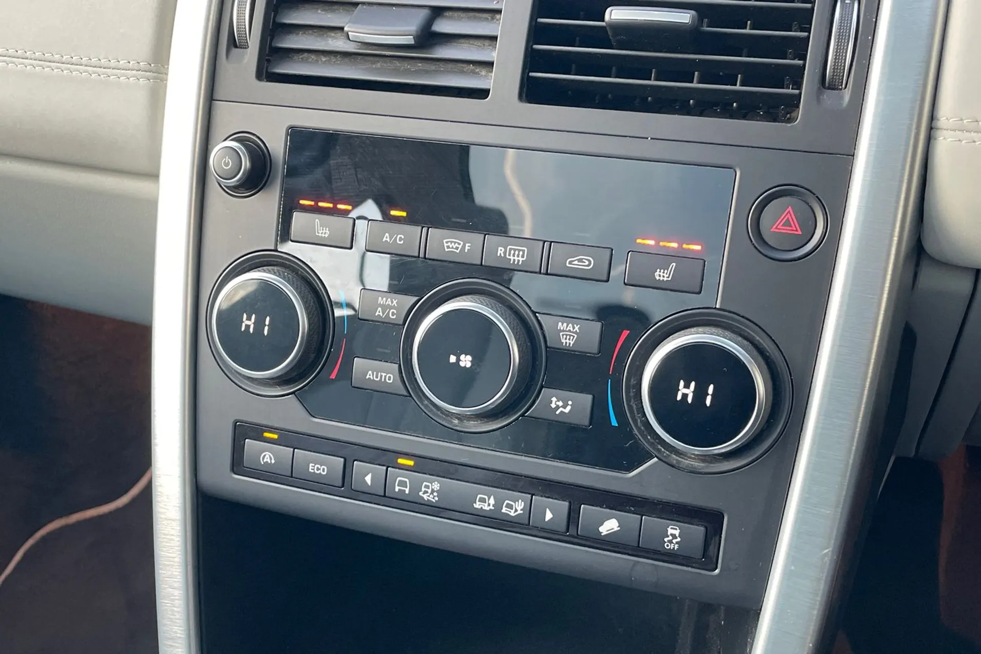 LAND ROVER DISCOVERY SPORT thumbnail image number 44