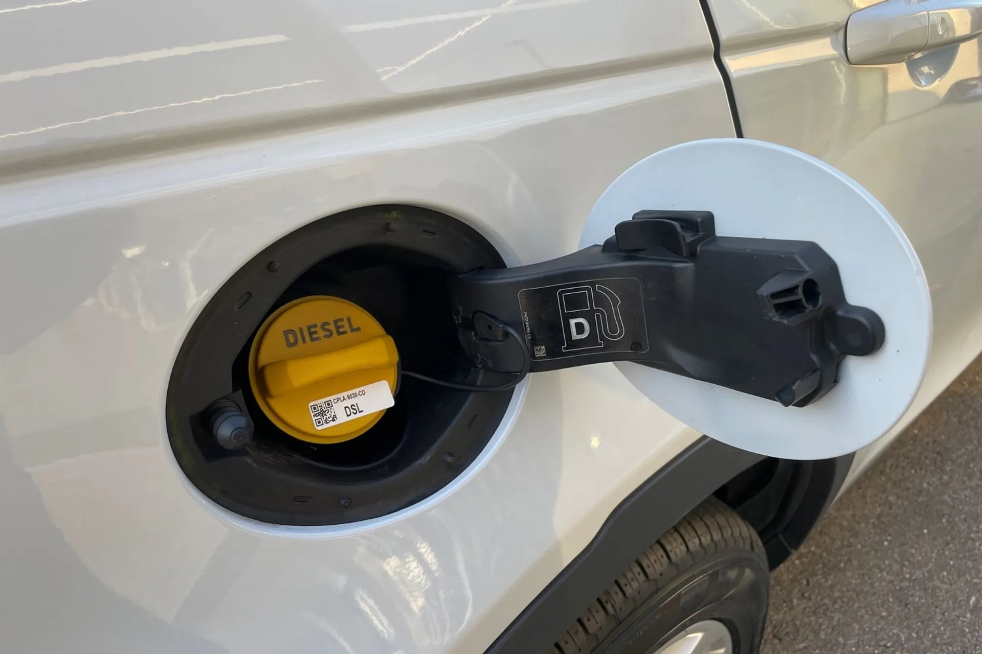 LAND ROVER DISCOVERY SPORT thumbnail image number 20