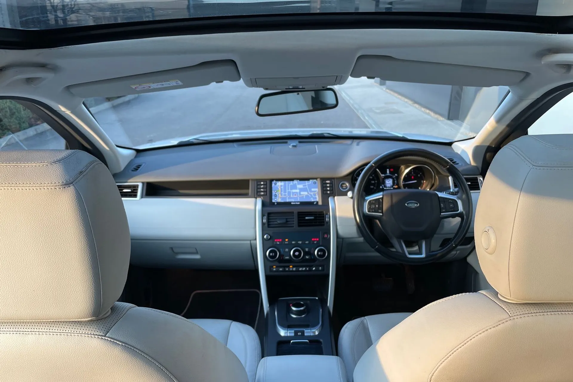 LAND ROVER DISCOVERY SPORT thumbnail image number 41