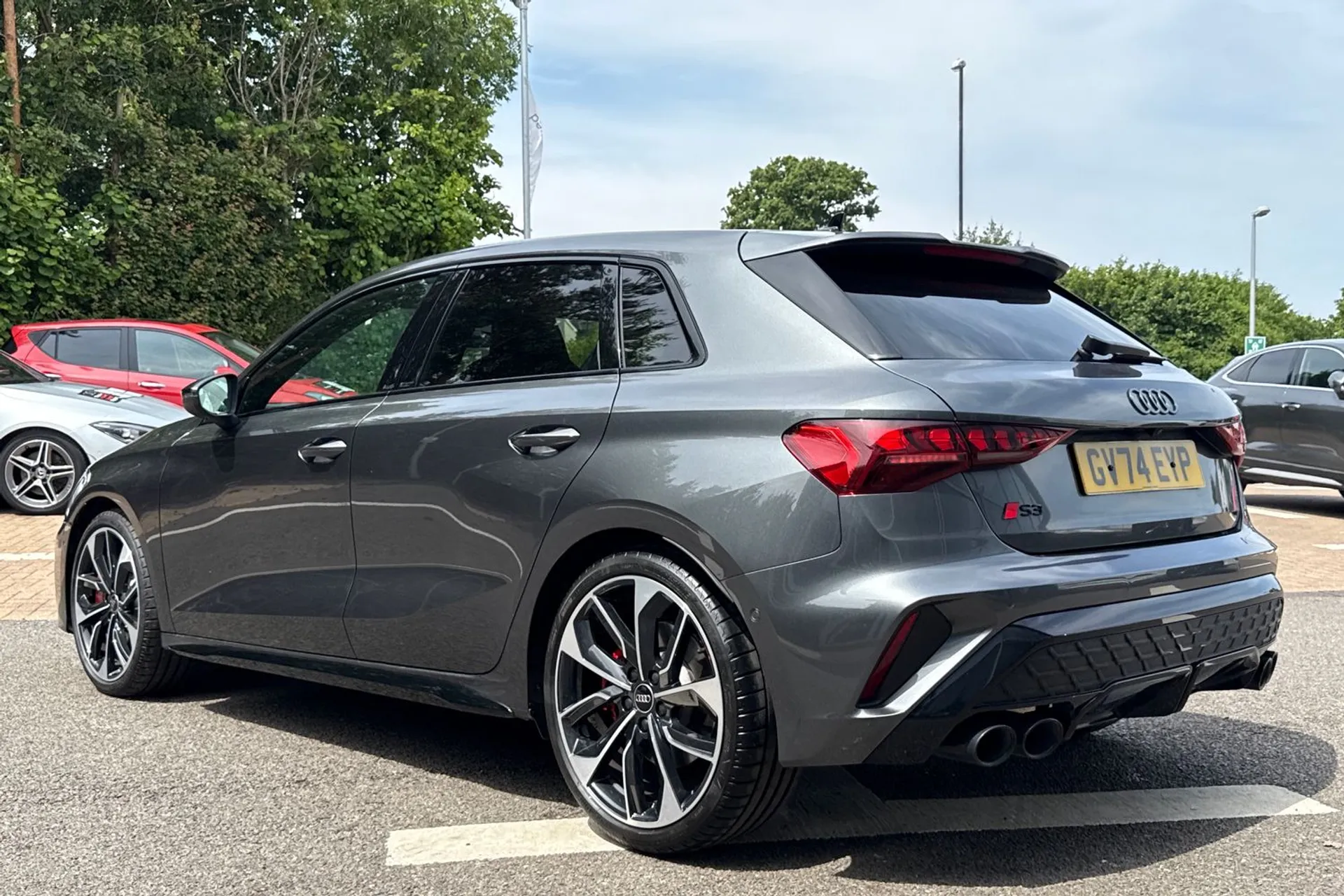 Audi S3 thumbnail image number 10