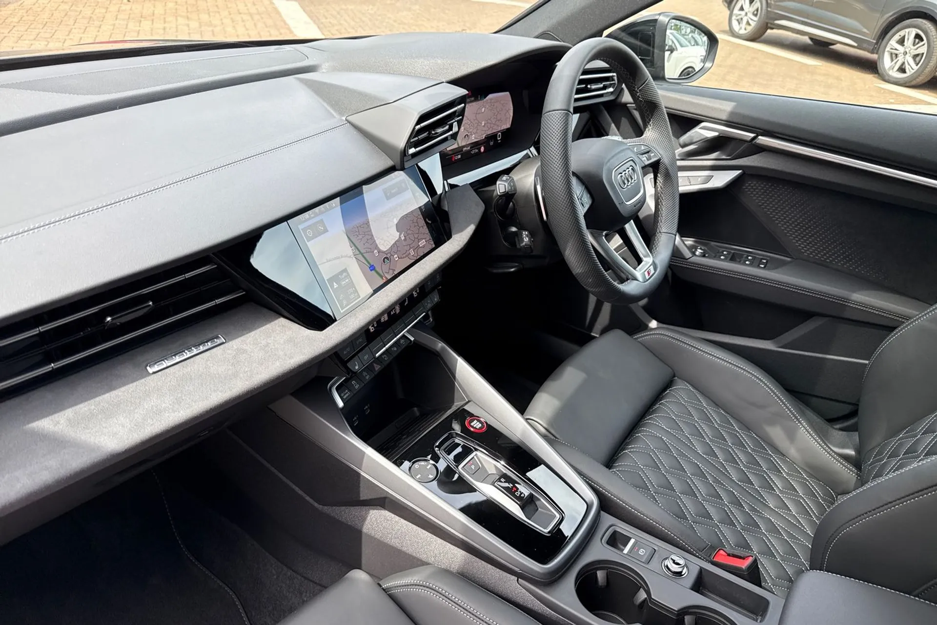 Audi S3 thumbnail image number 28