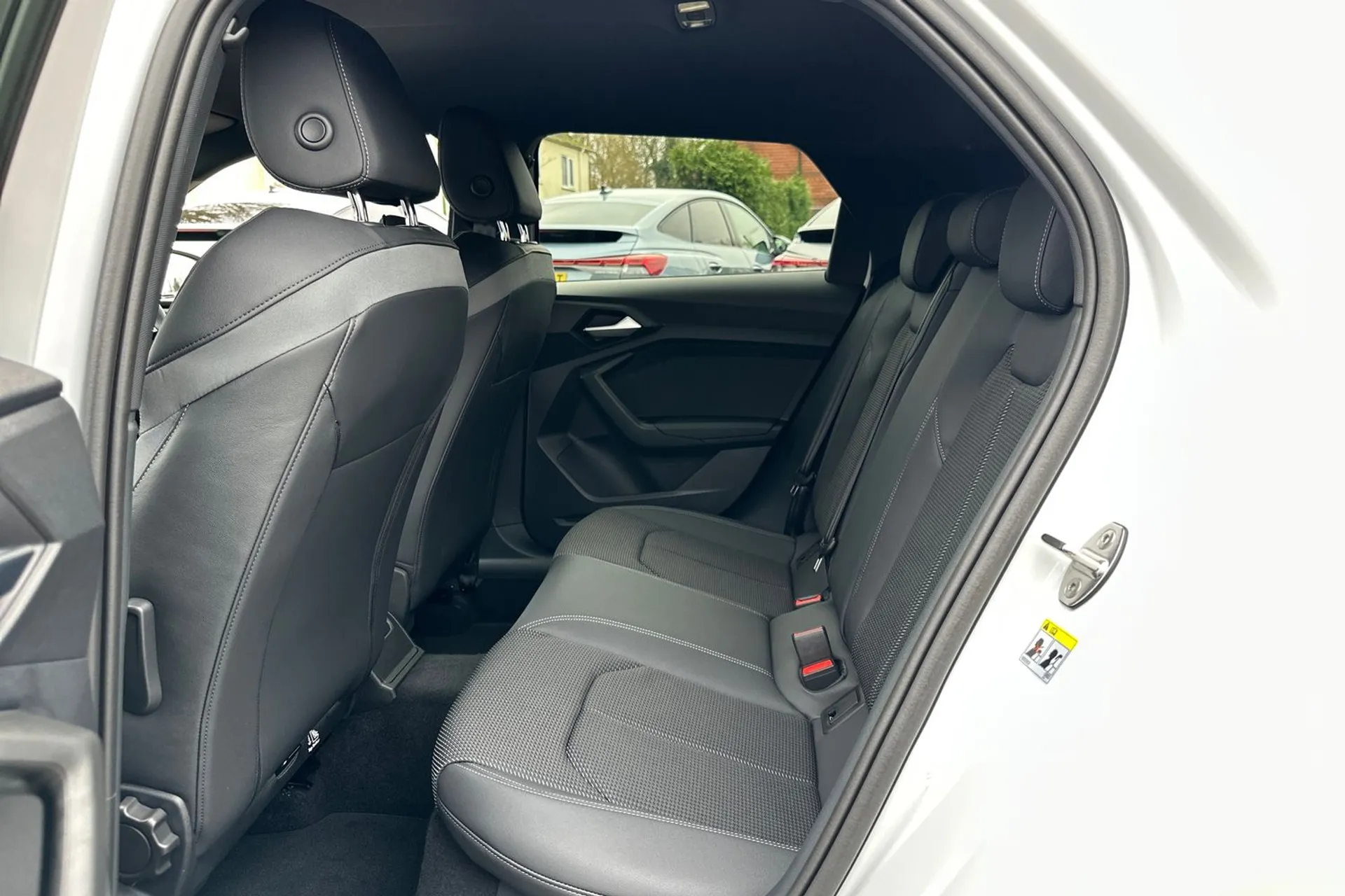 Audi A1 thumbnail image number 35