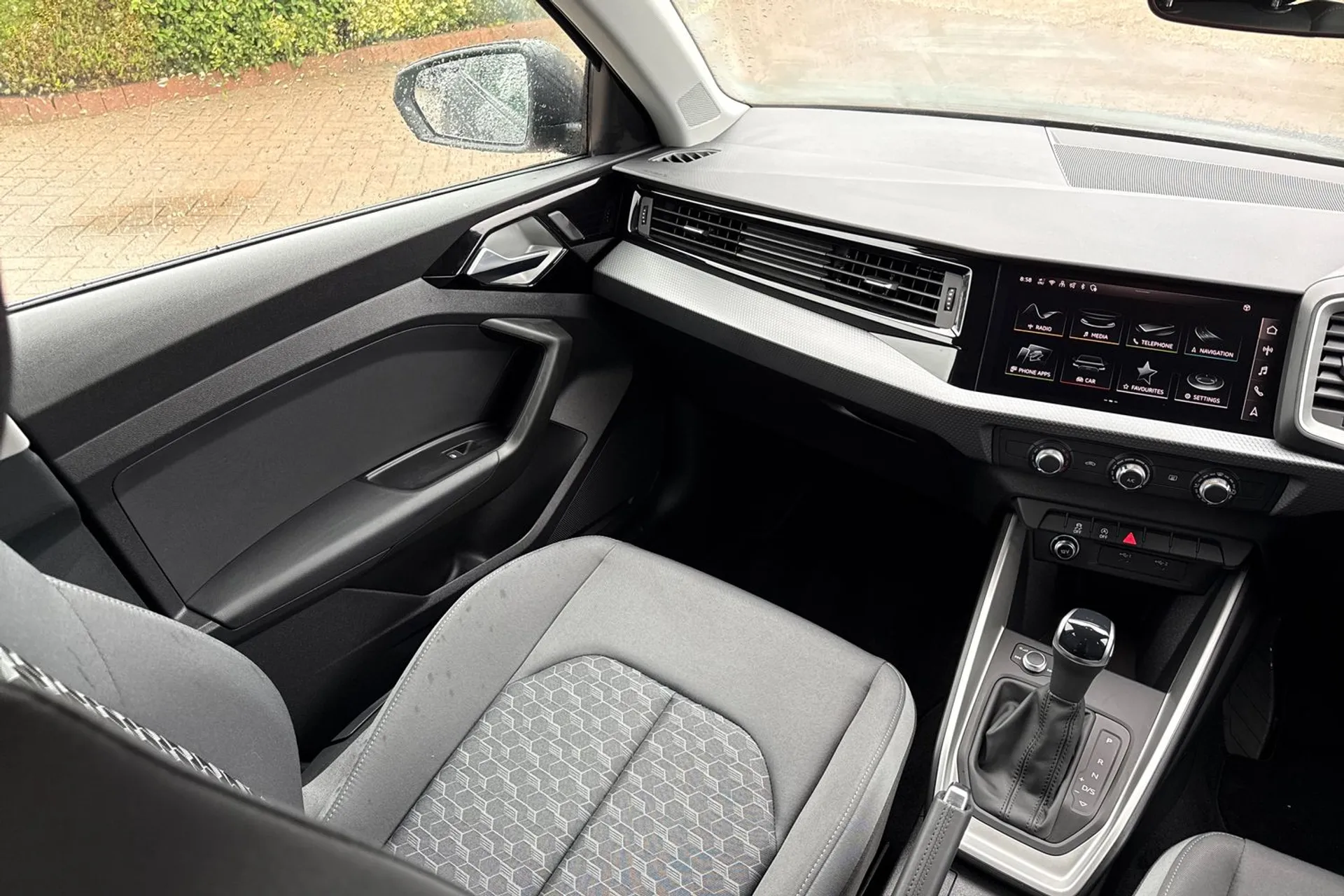 Audi A1 thumbnail image number 31