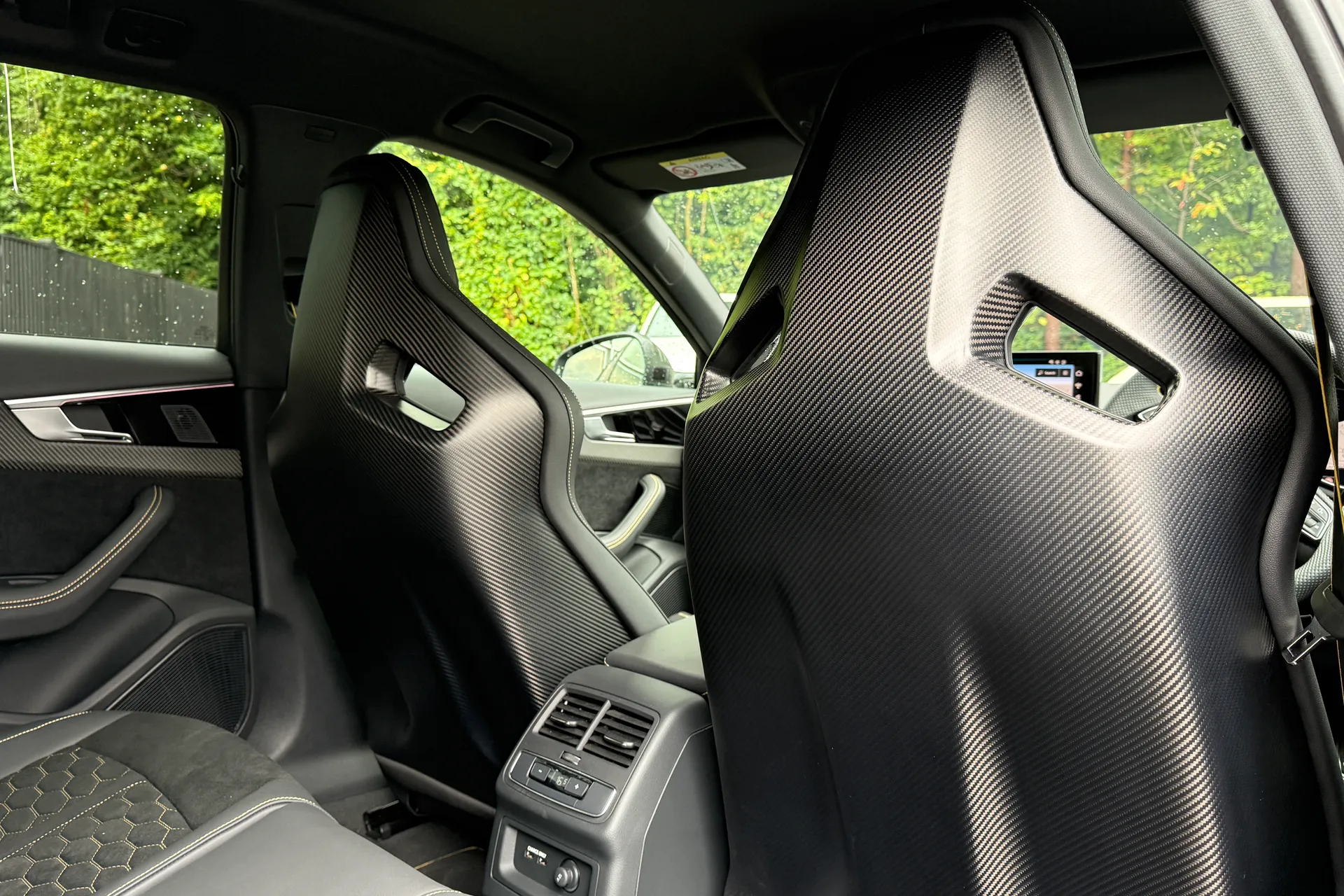 Audi RS4 thumbnail image number 11