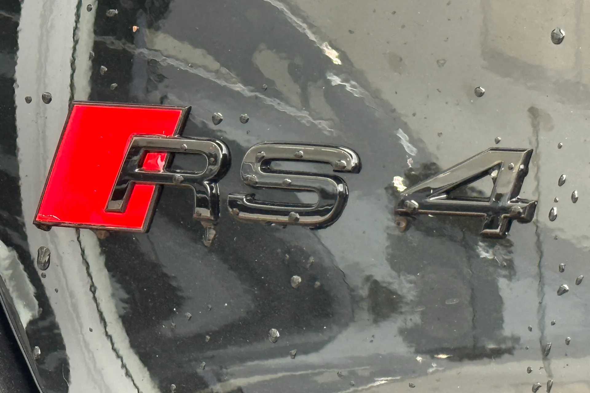 Audi RS4 thumbnail image number 44