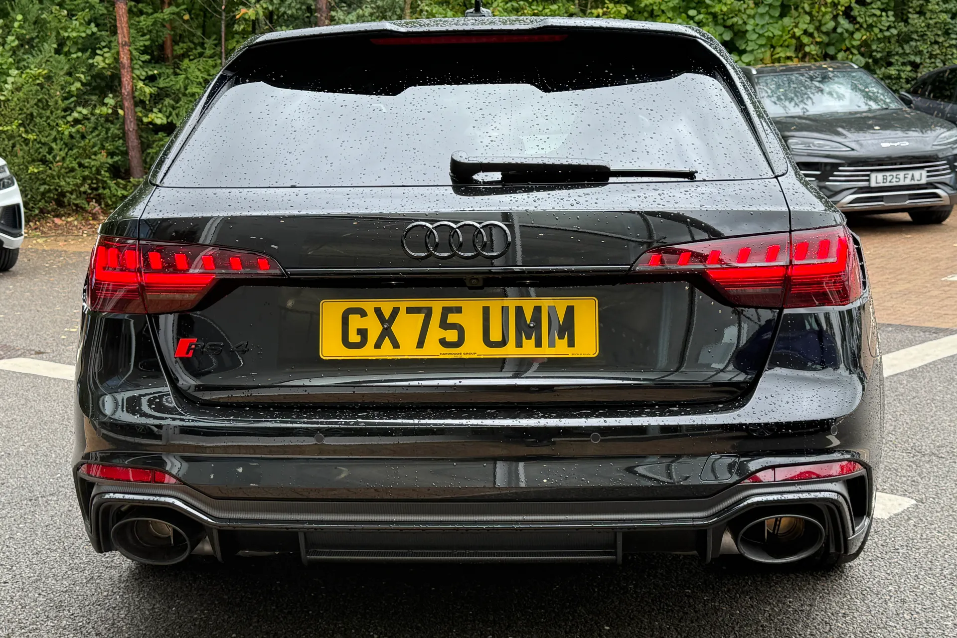 Audi RS4 thumbnail image number 8