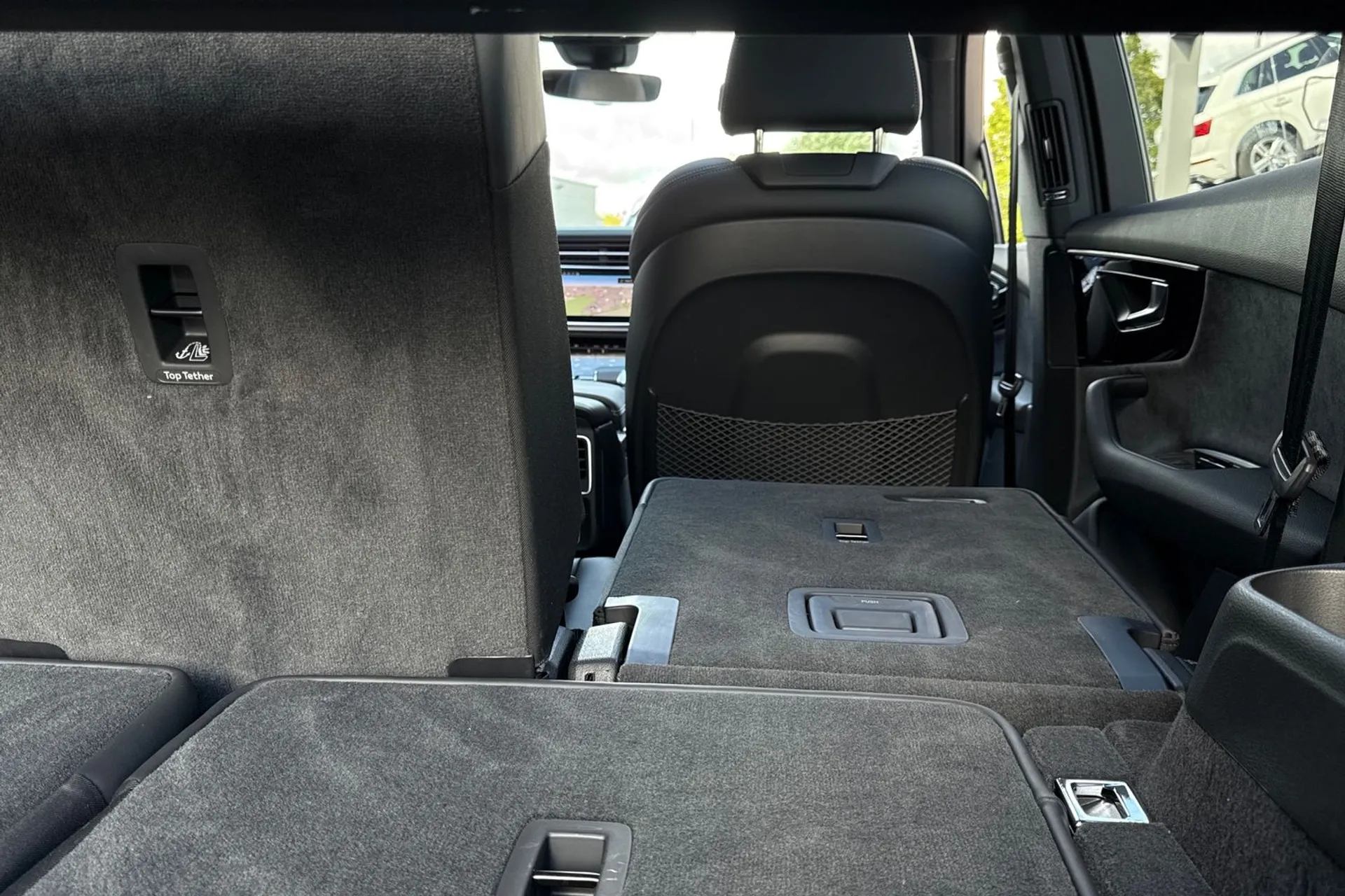 Audi Q7 thumbnail image number 29