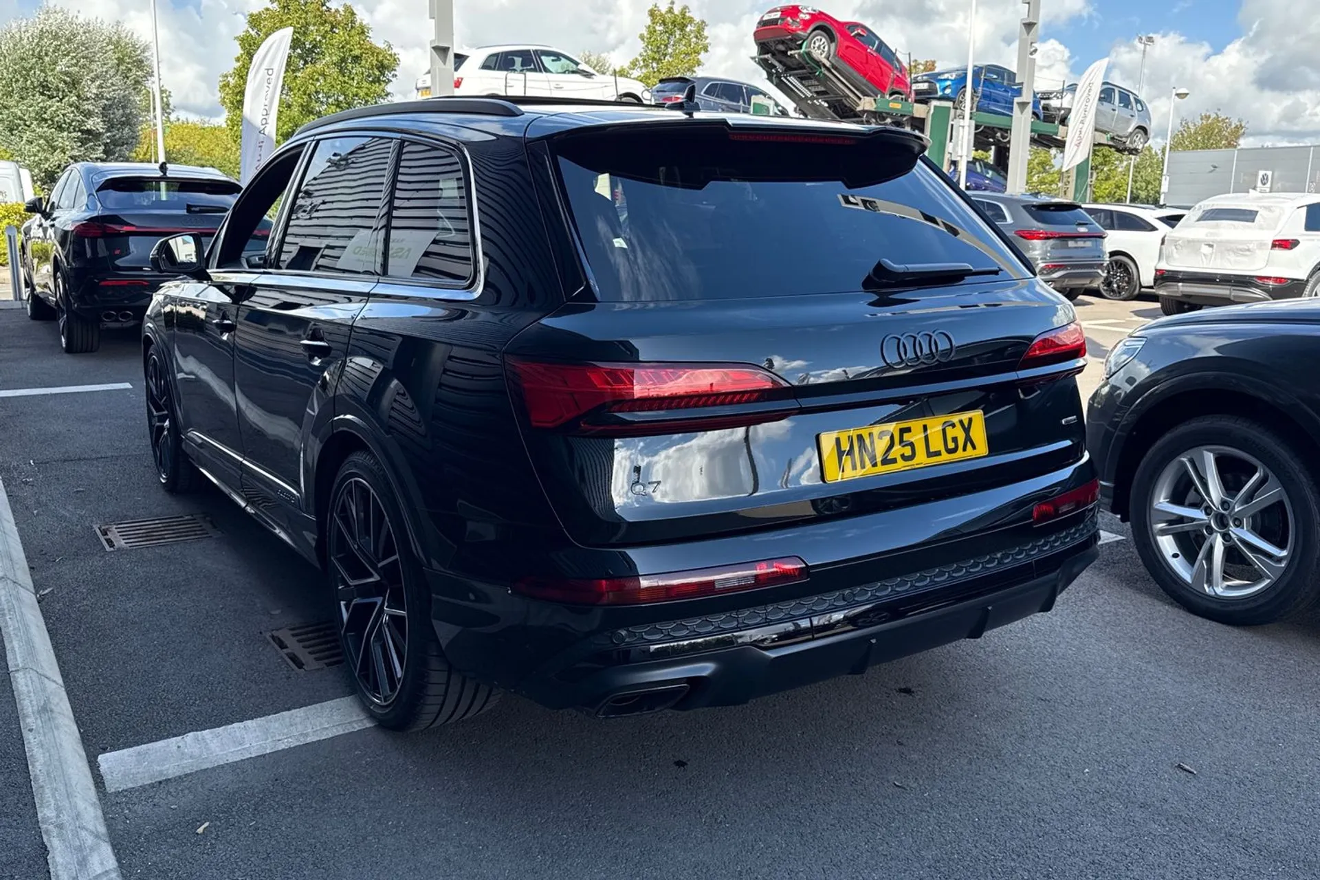 Audi Q7 thumbnail image number 25