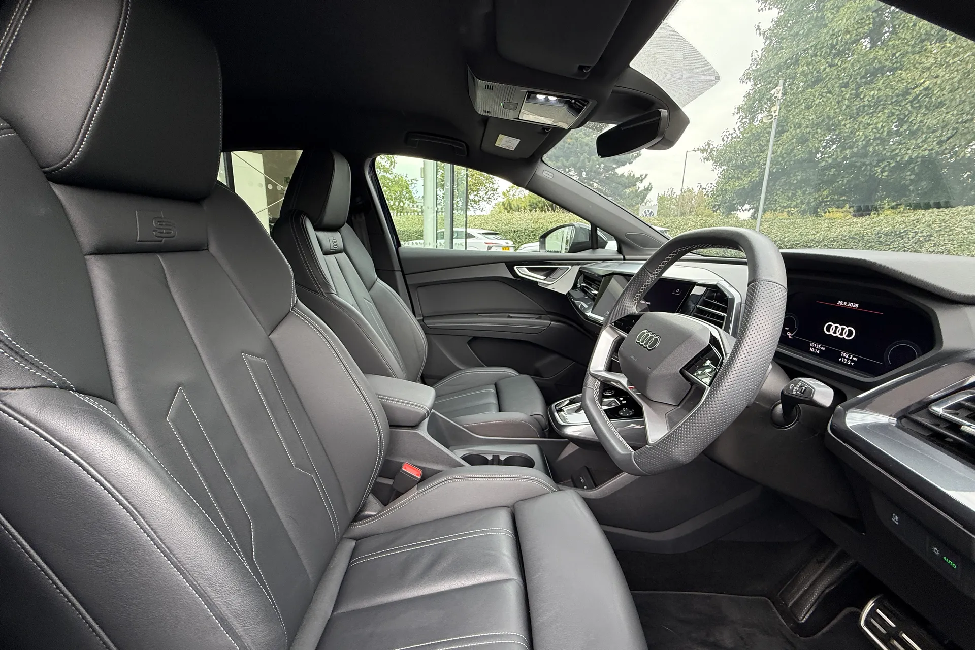 Audi Q4 thumbnail image number 30