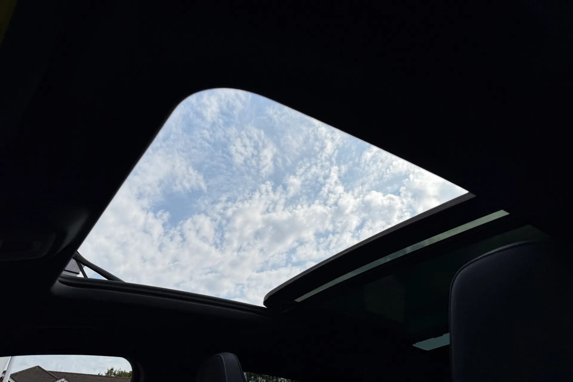 Audi Q6 thumbnail image number 40