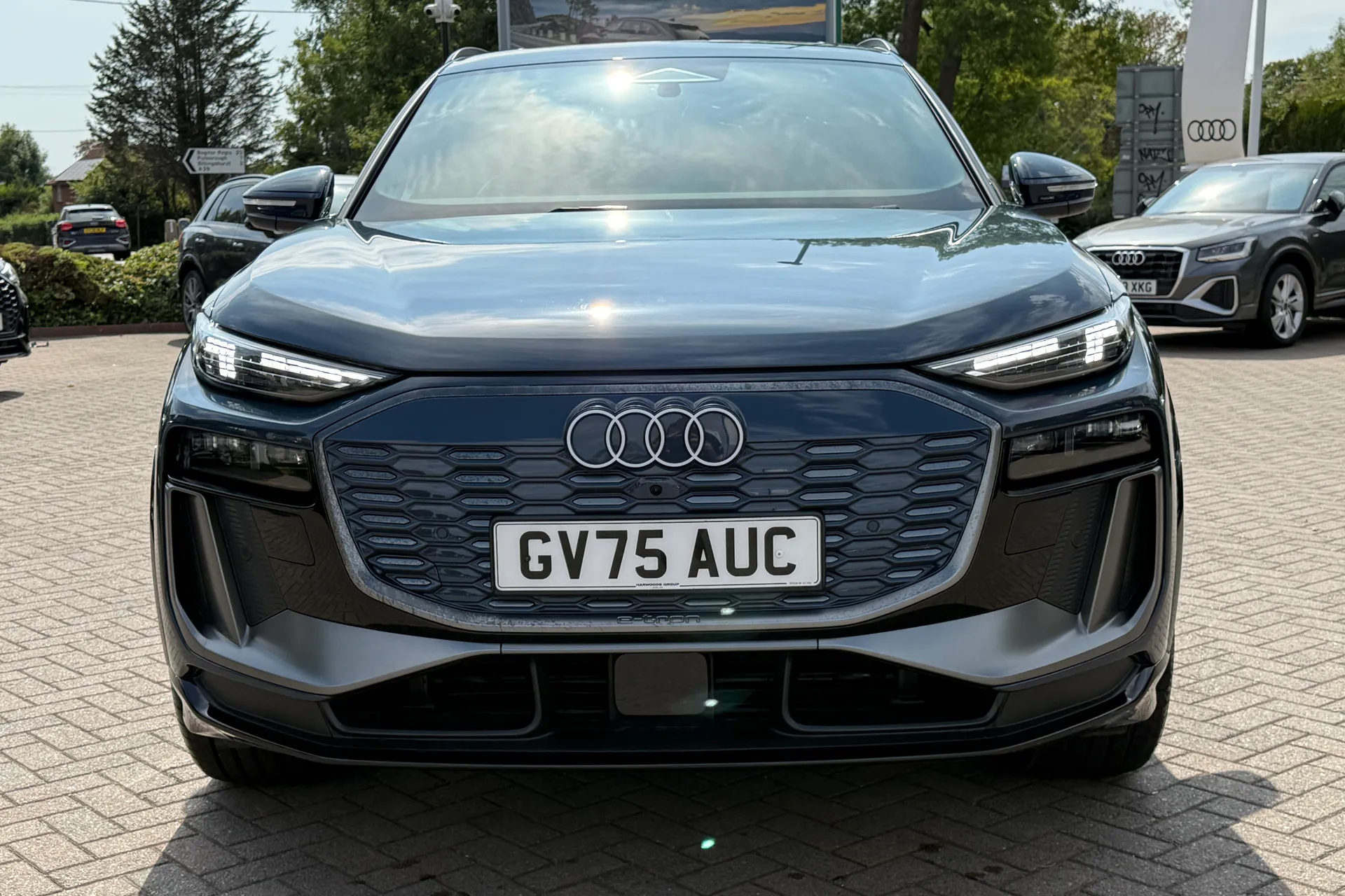 Audi Q6 thumbnail image number 31