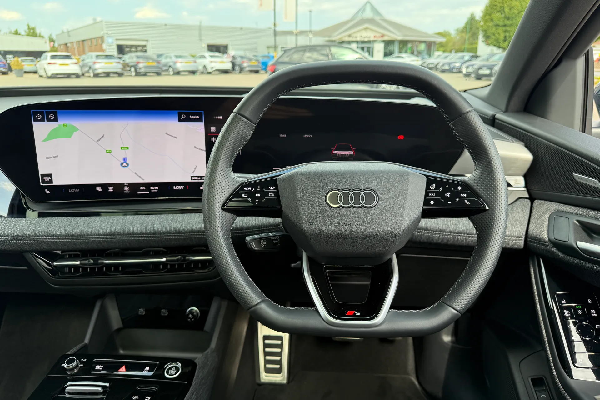 Audi Q6 thumbnail image number 6
