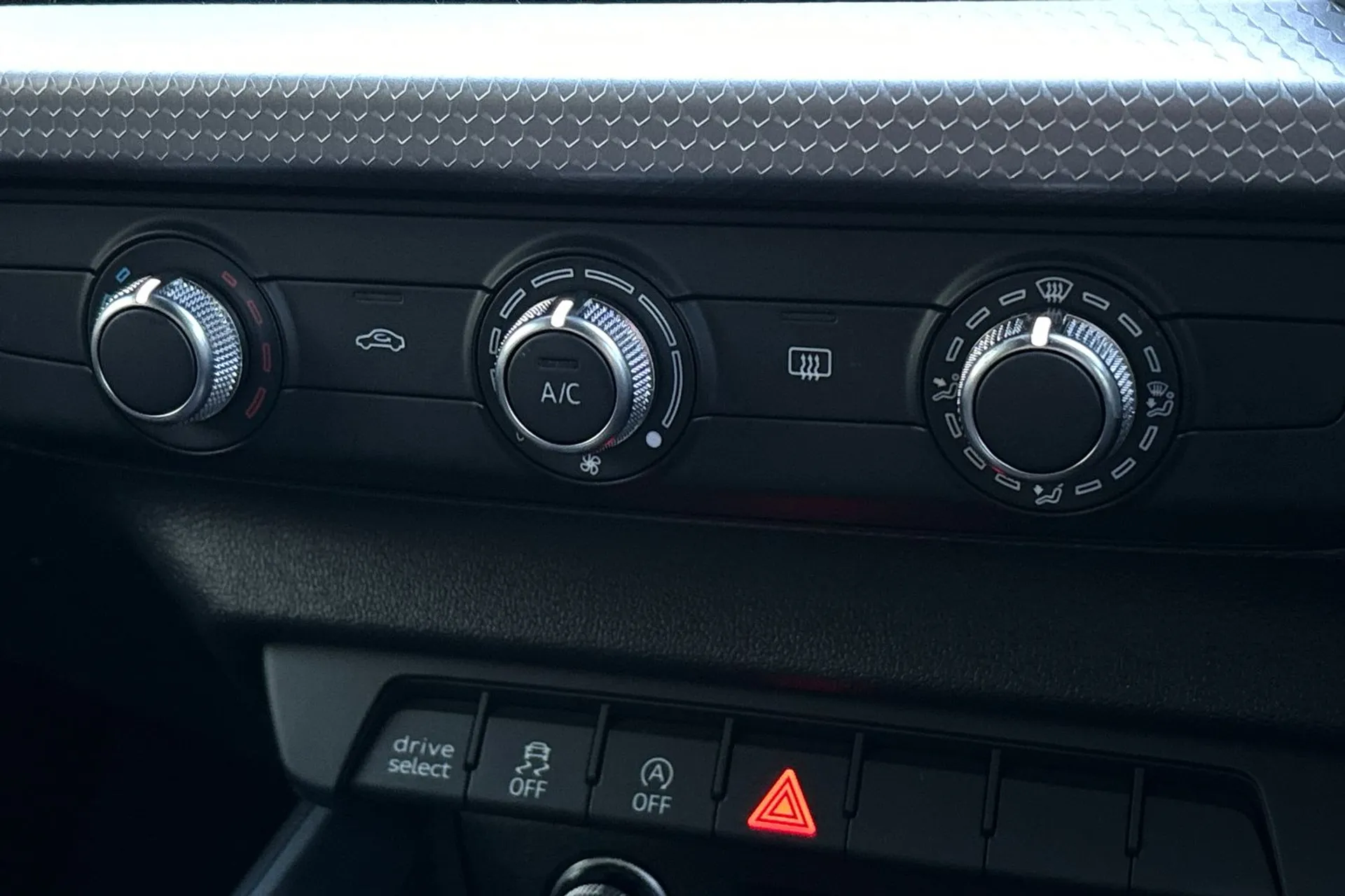 Audi A1 thumbnail image number 38
