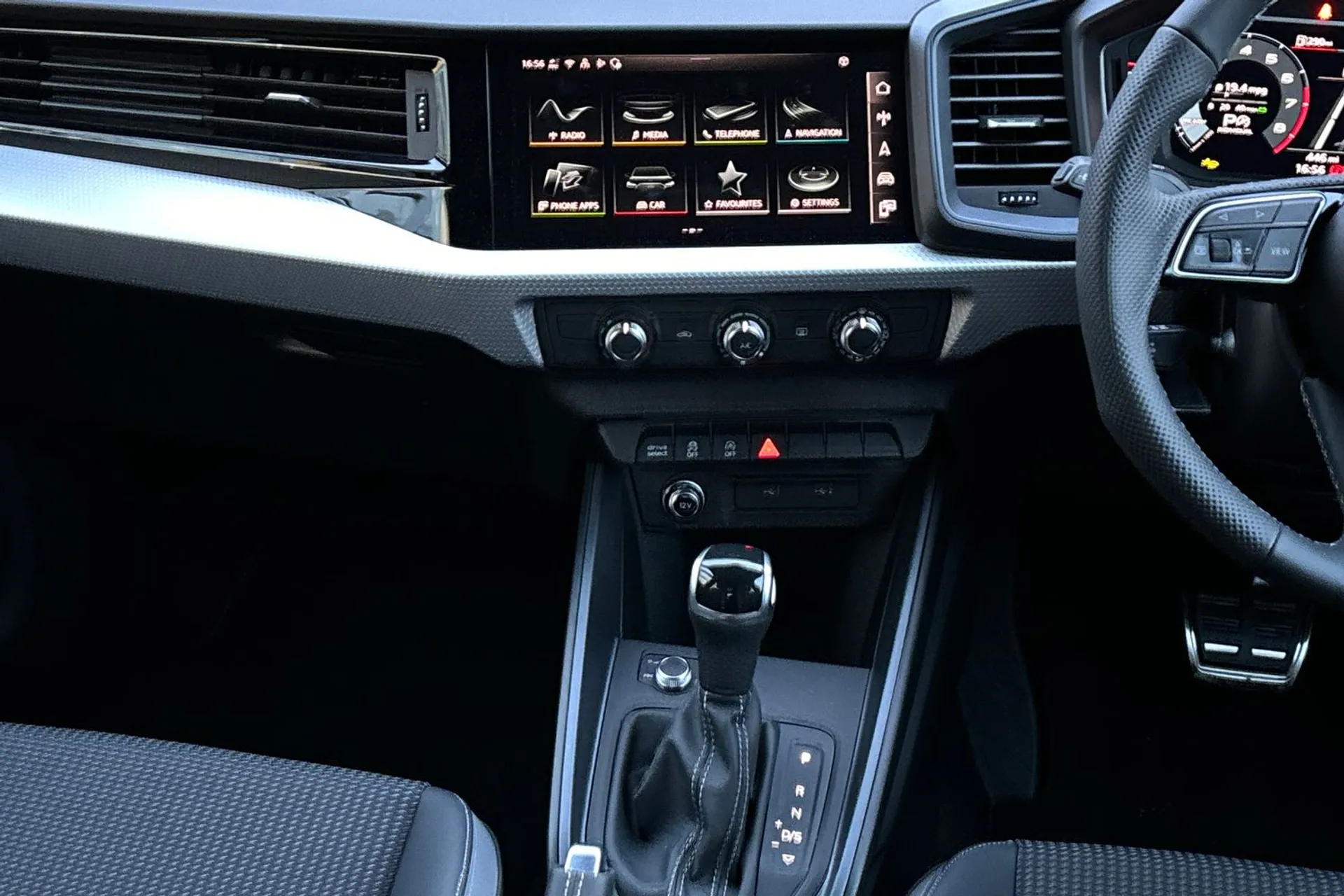 Audi A1 thumbnail image number 34