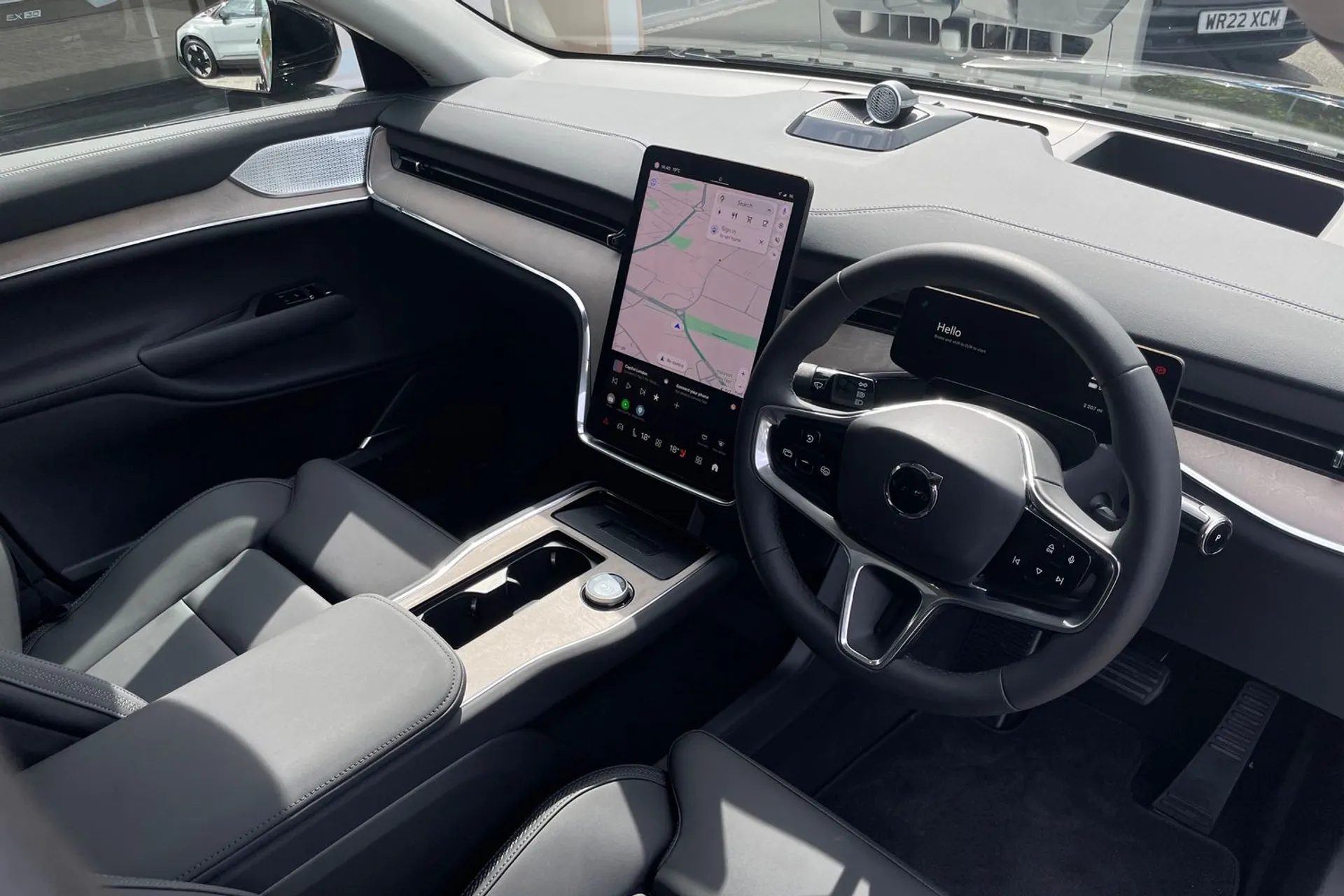 Volvo EX90 thumbnail image number 5