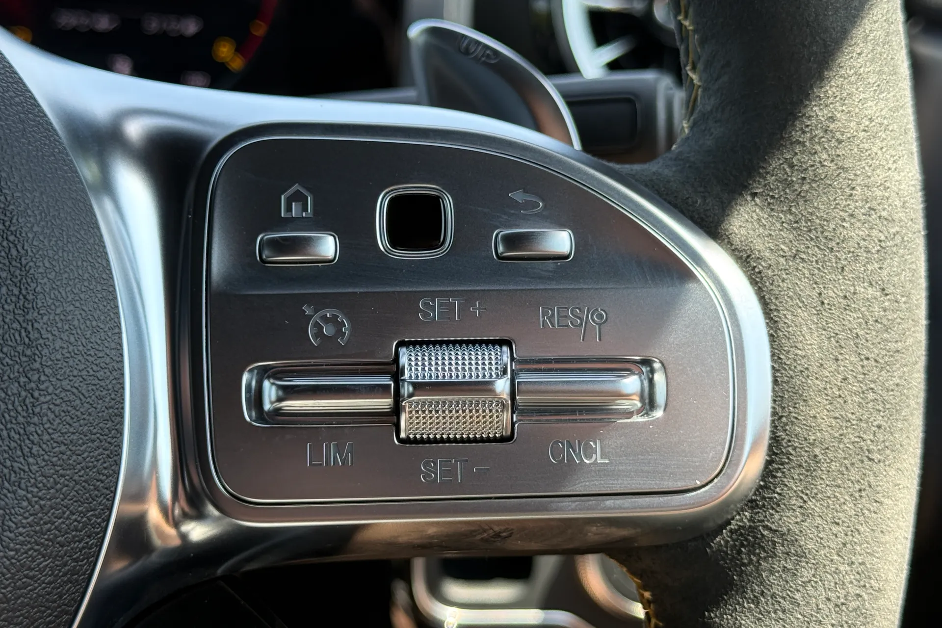 MERCEDES-BENZ A CLASS thumbnail image number 21