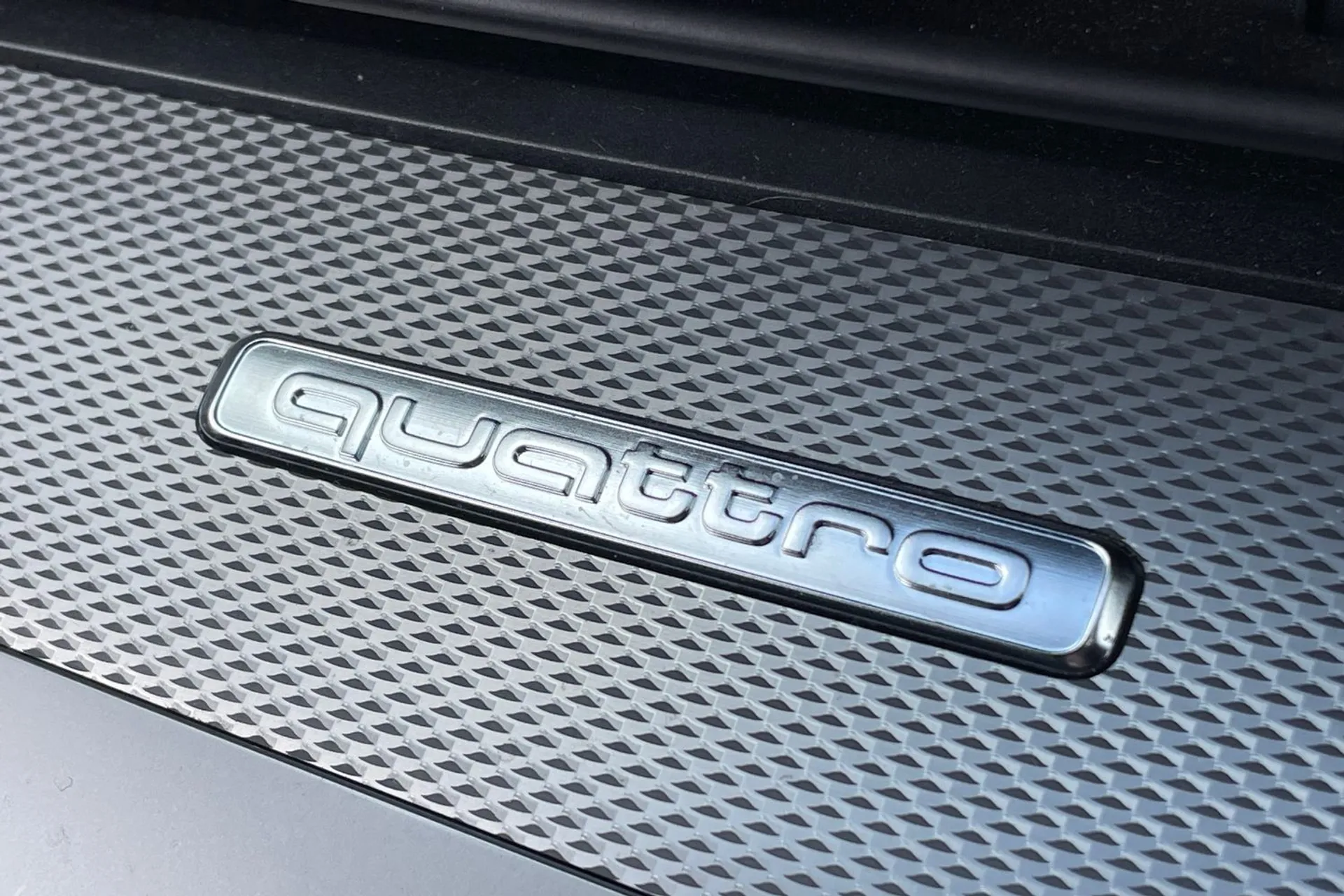 Audi A3 thumbnail image number 23