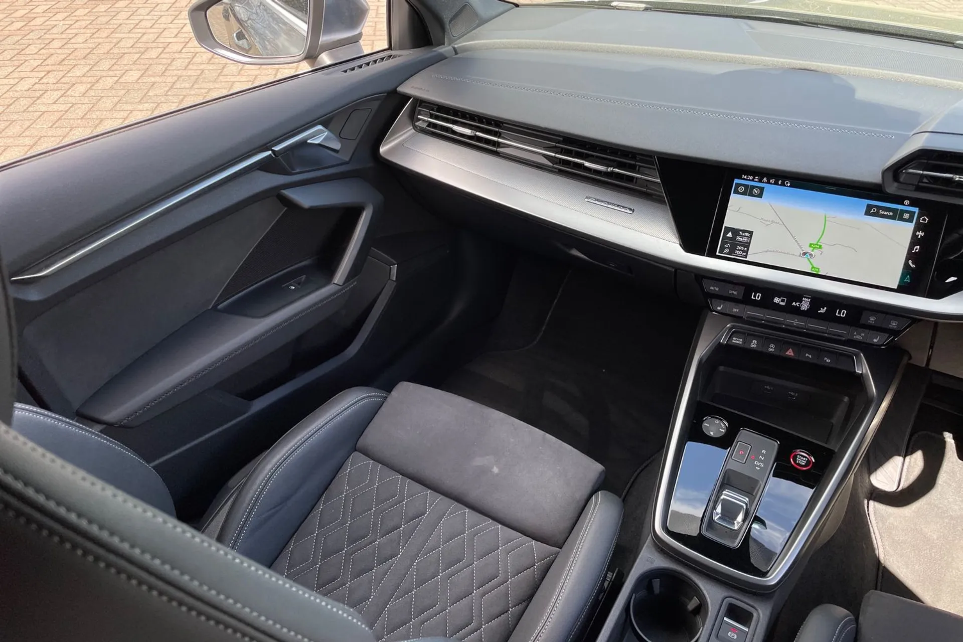 Audi A3 thumbnail image number 40