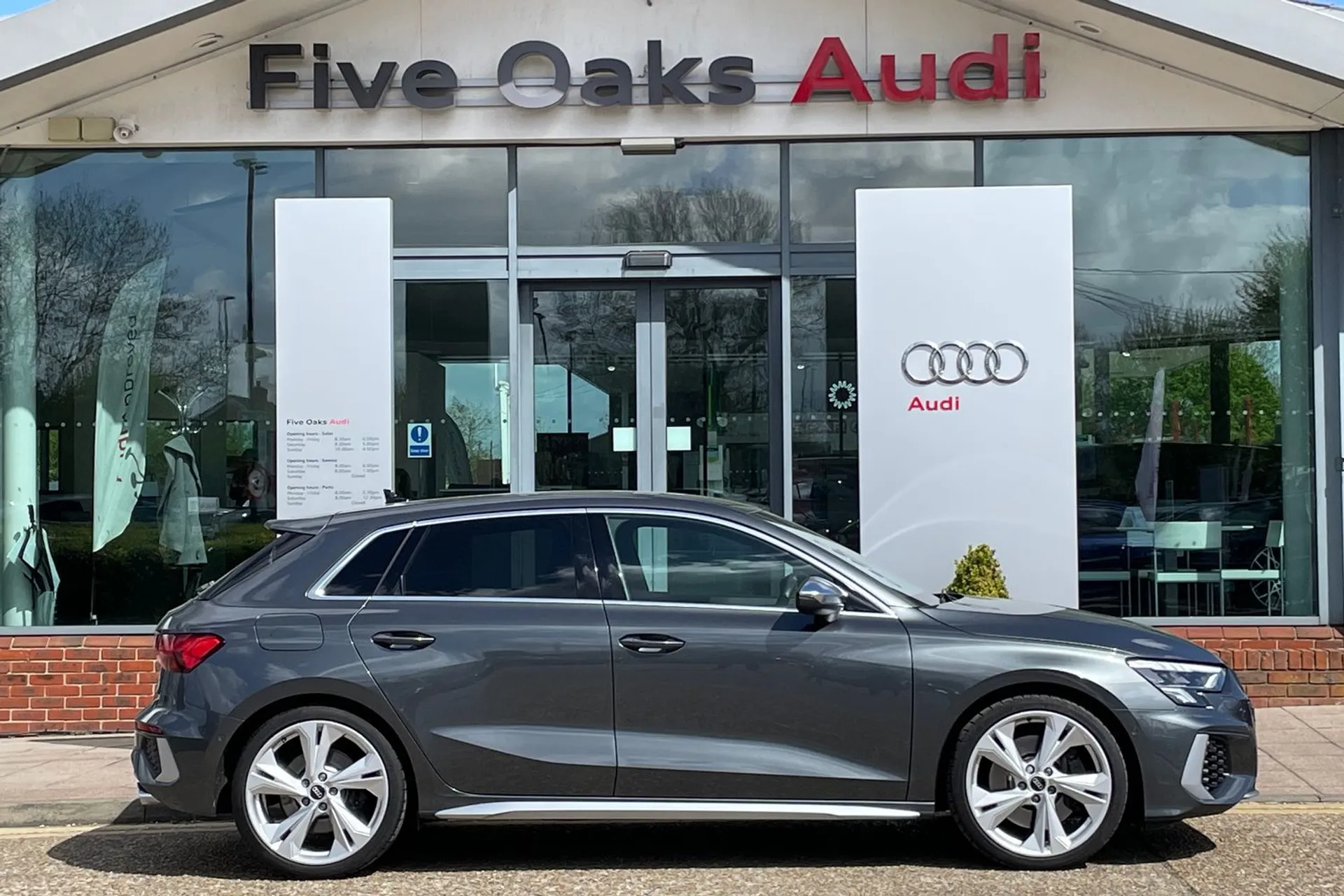 Audi A3 thumbnail image number 2