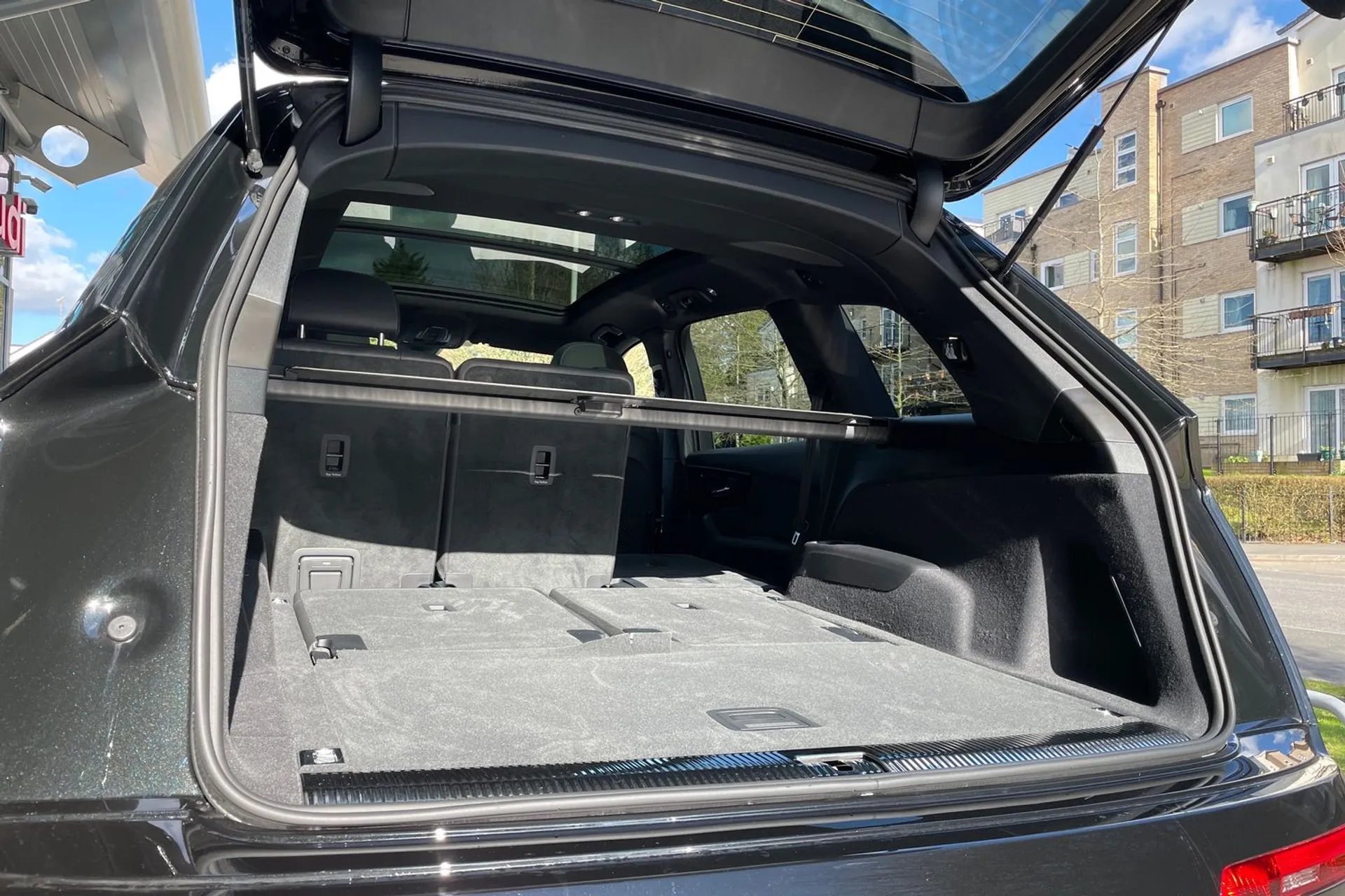 Audi Q7 thumbnail image number 18