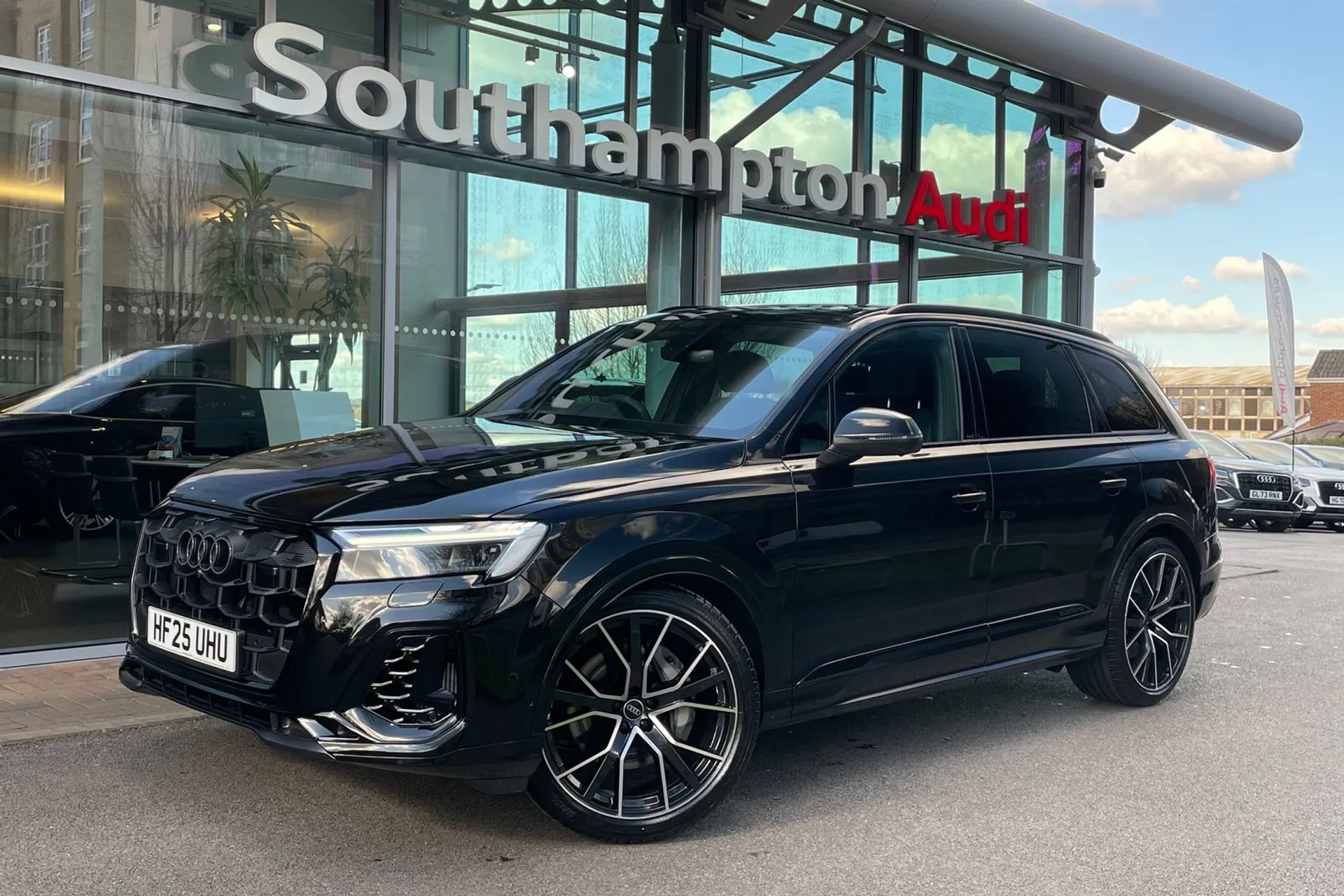 Audi Q7 thumbnail image number 8