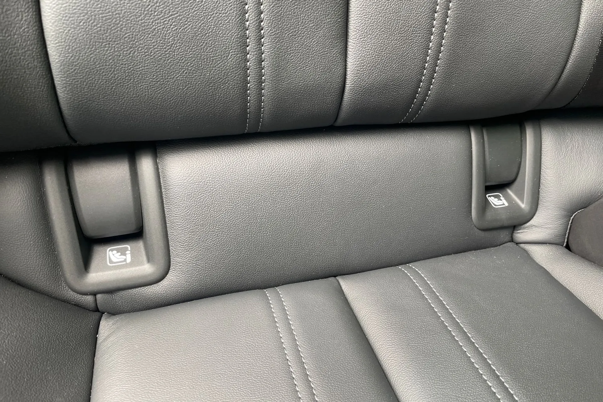 Audi Q6 thumbnail image number 23