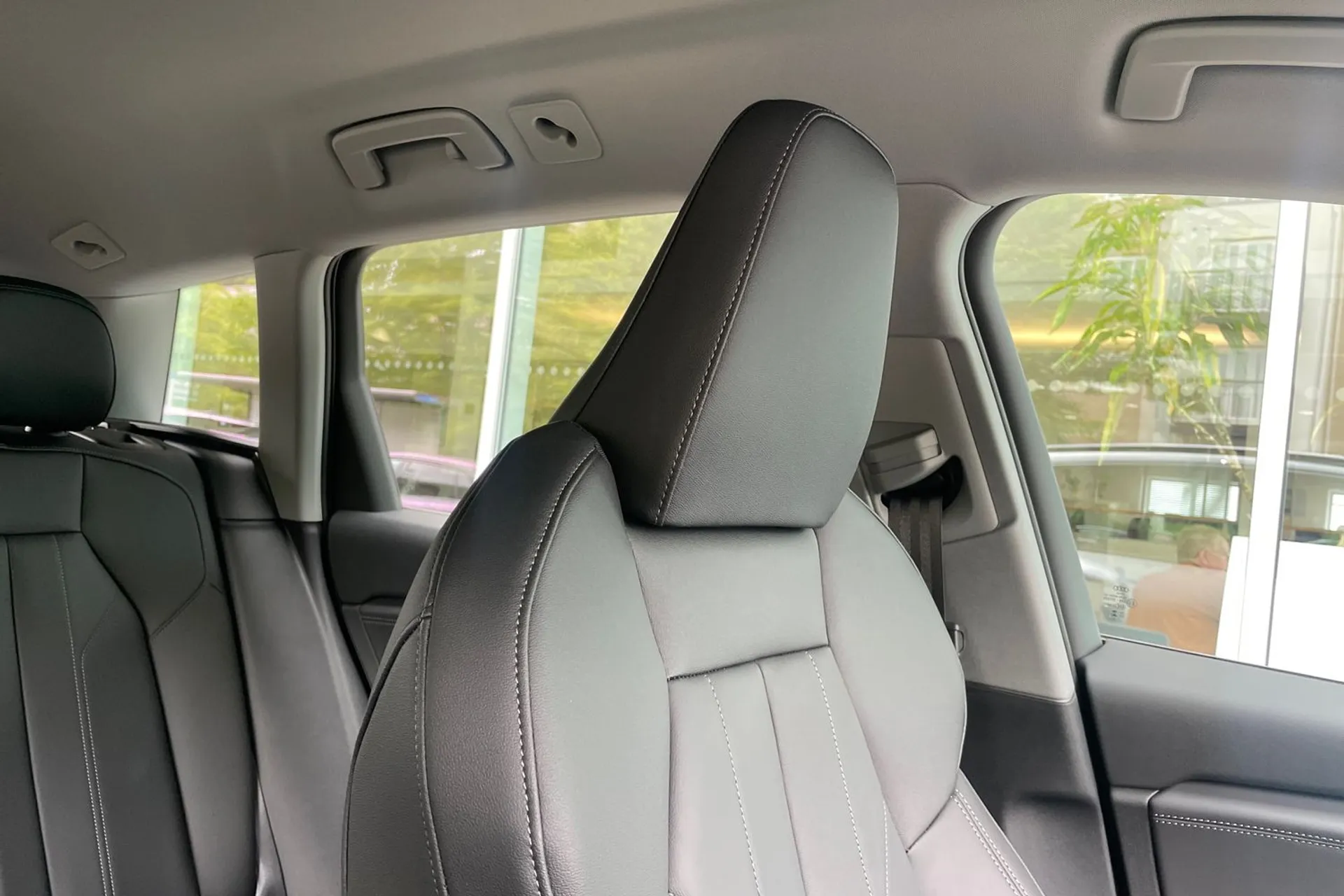 Audi Q6 thumbnail image number 46