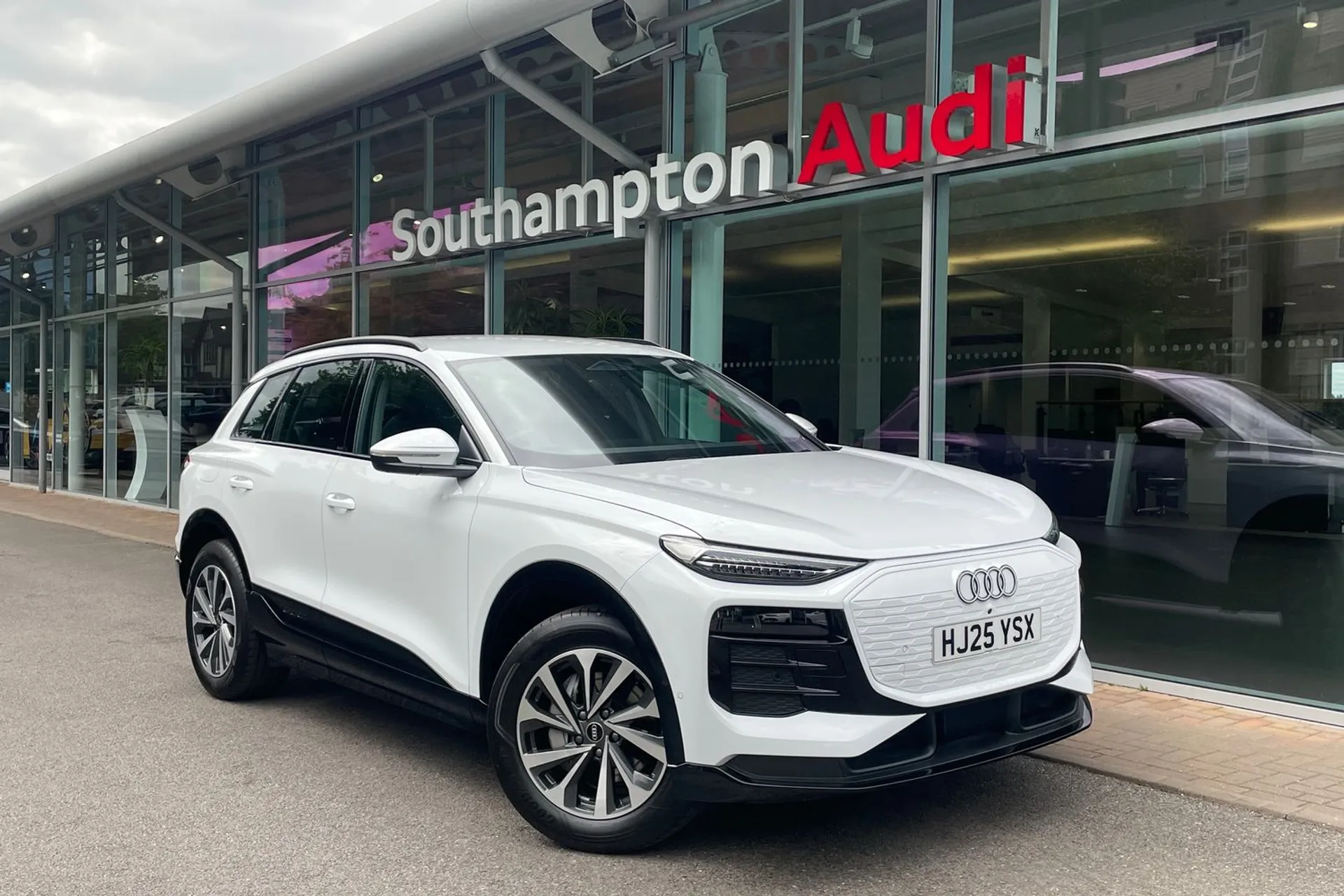 Audi Q6 focused image