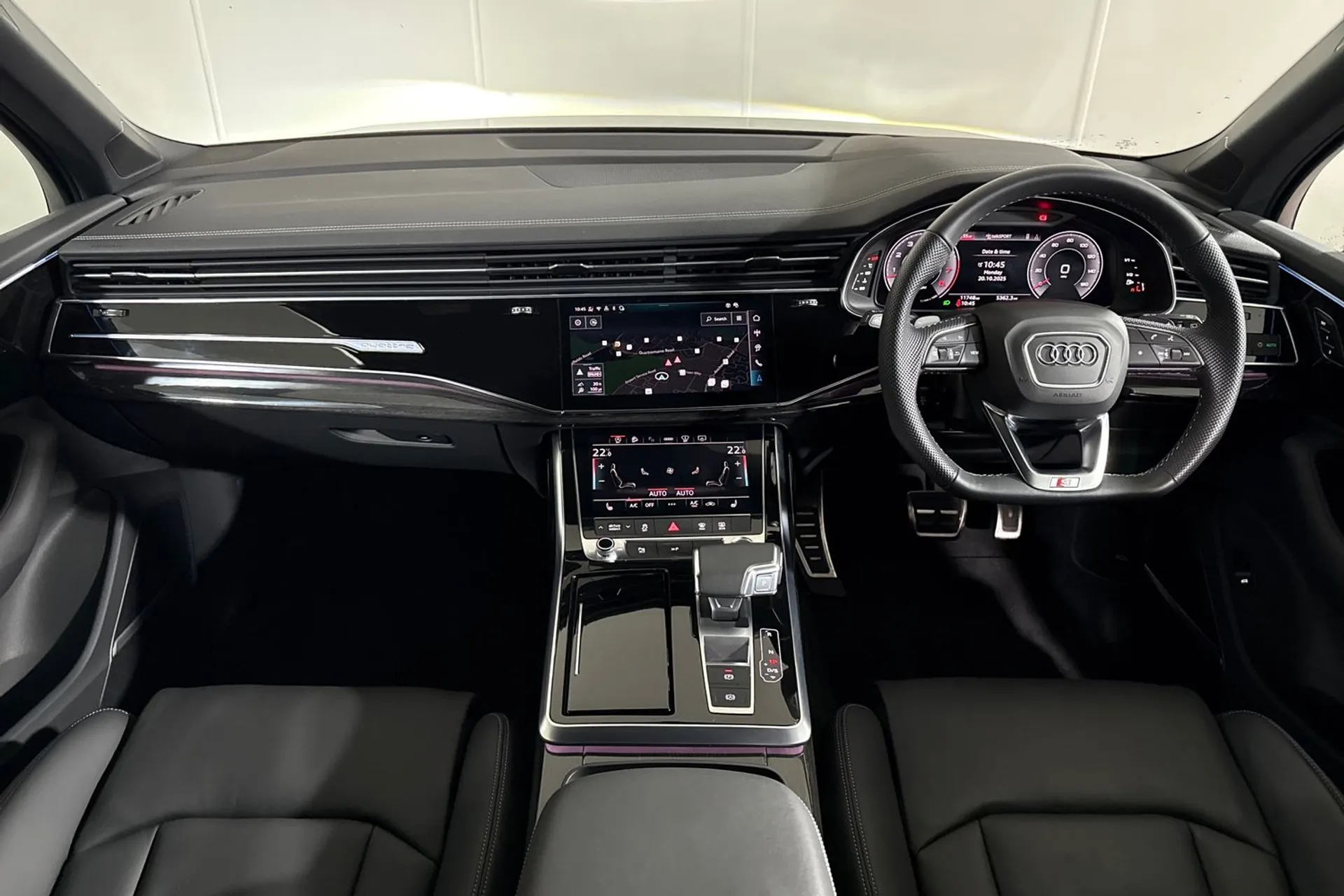 Audi Q7 thumbnail image number 3