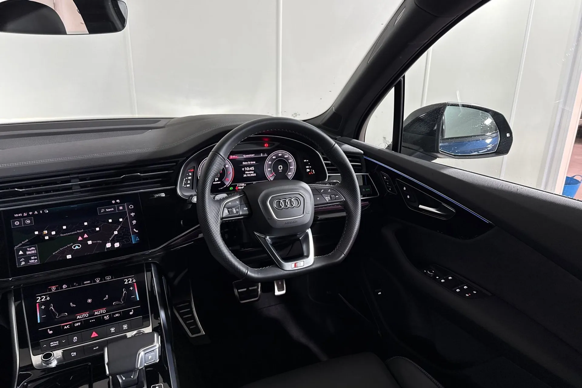 Audi Q7 thumbnail image number 36