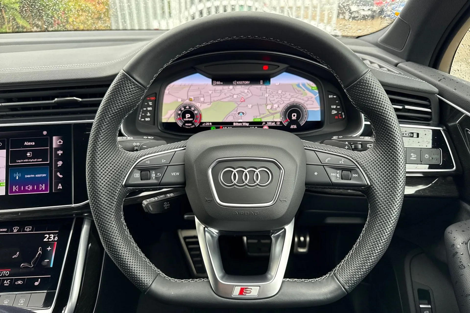 Audi Q7 thumbnail image number 37