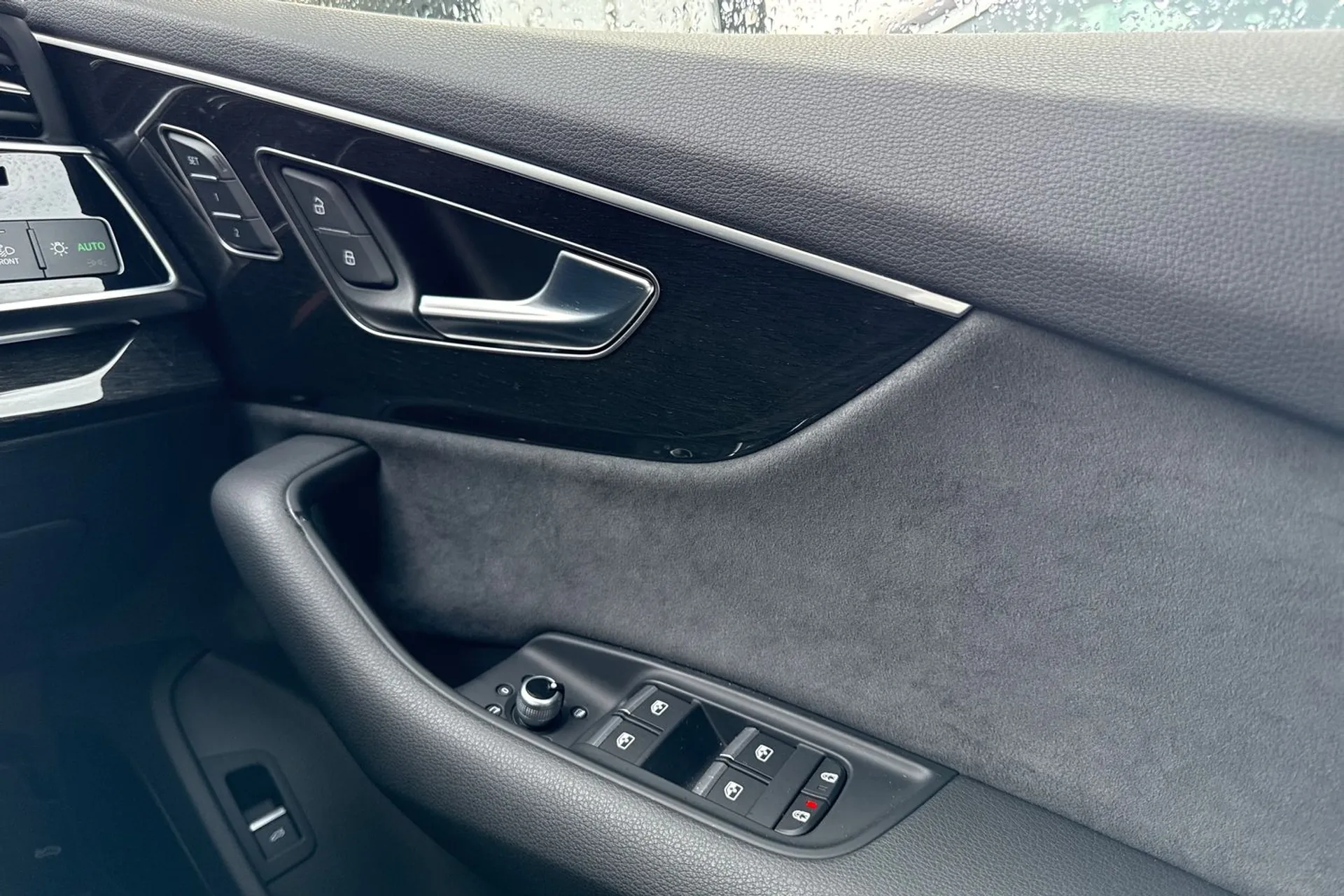 Audi Q7 thumbnail image number 42