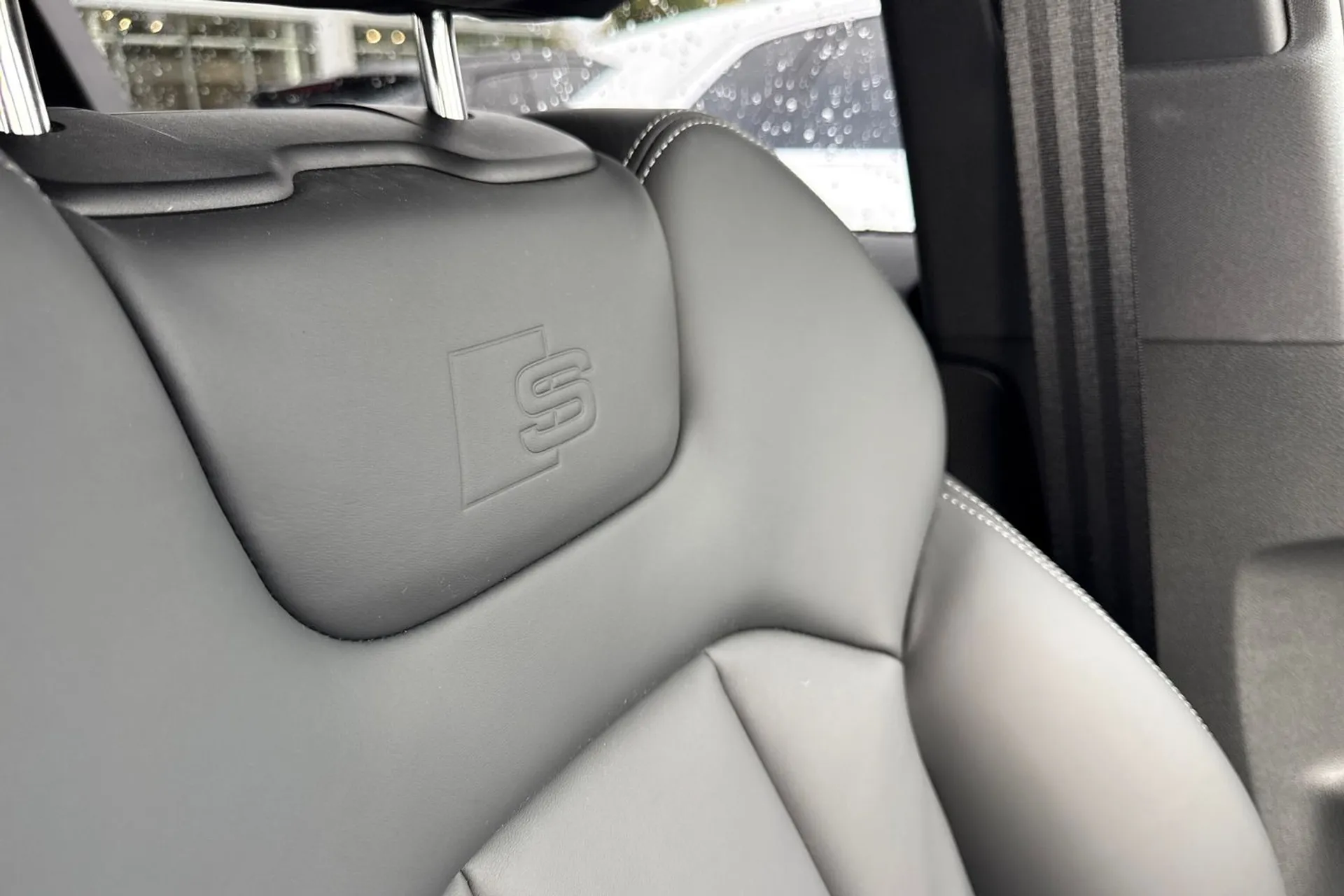 Audi Q7 thumbnail image number 47