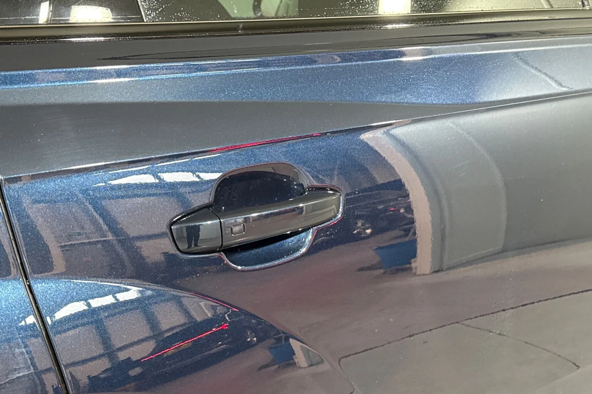 Audi Q7 thumbnail image number 15