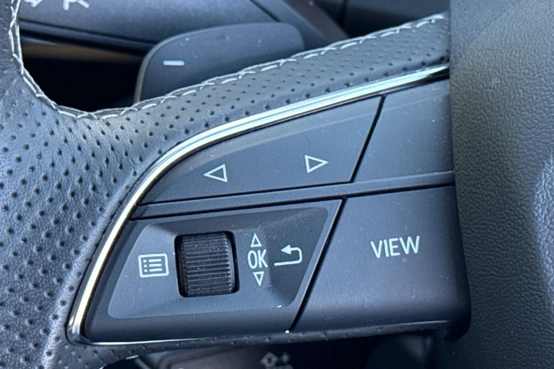 Audi Q5 thumbnail image number 47