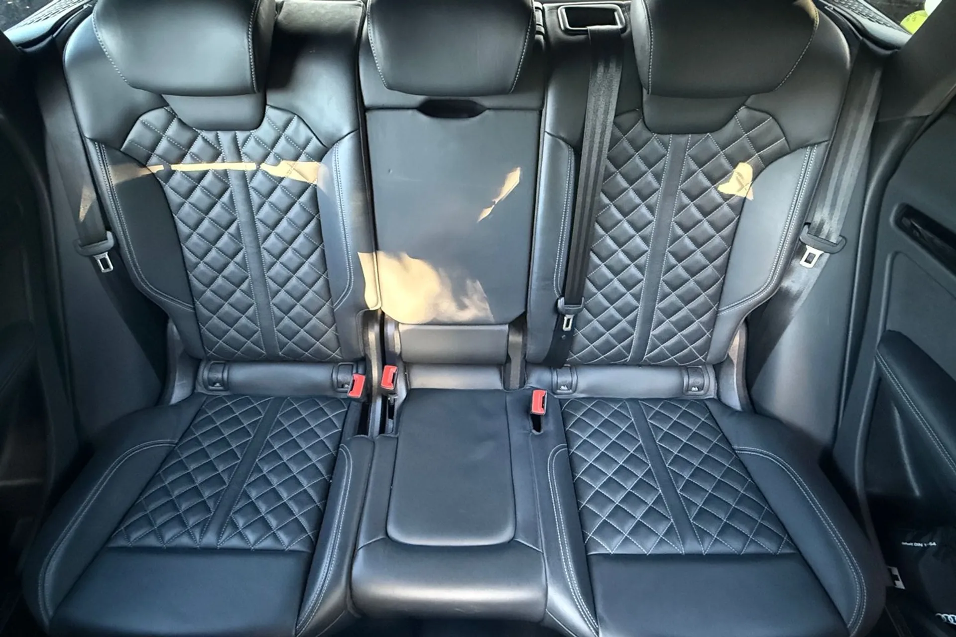 Audi Q5 thumbnail image number 24