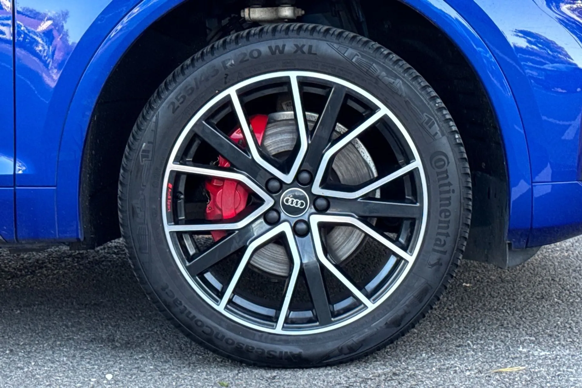 Audi Q5 thumbnail image number 22