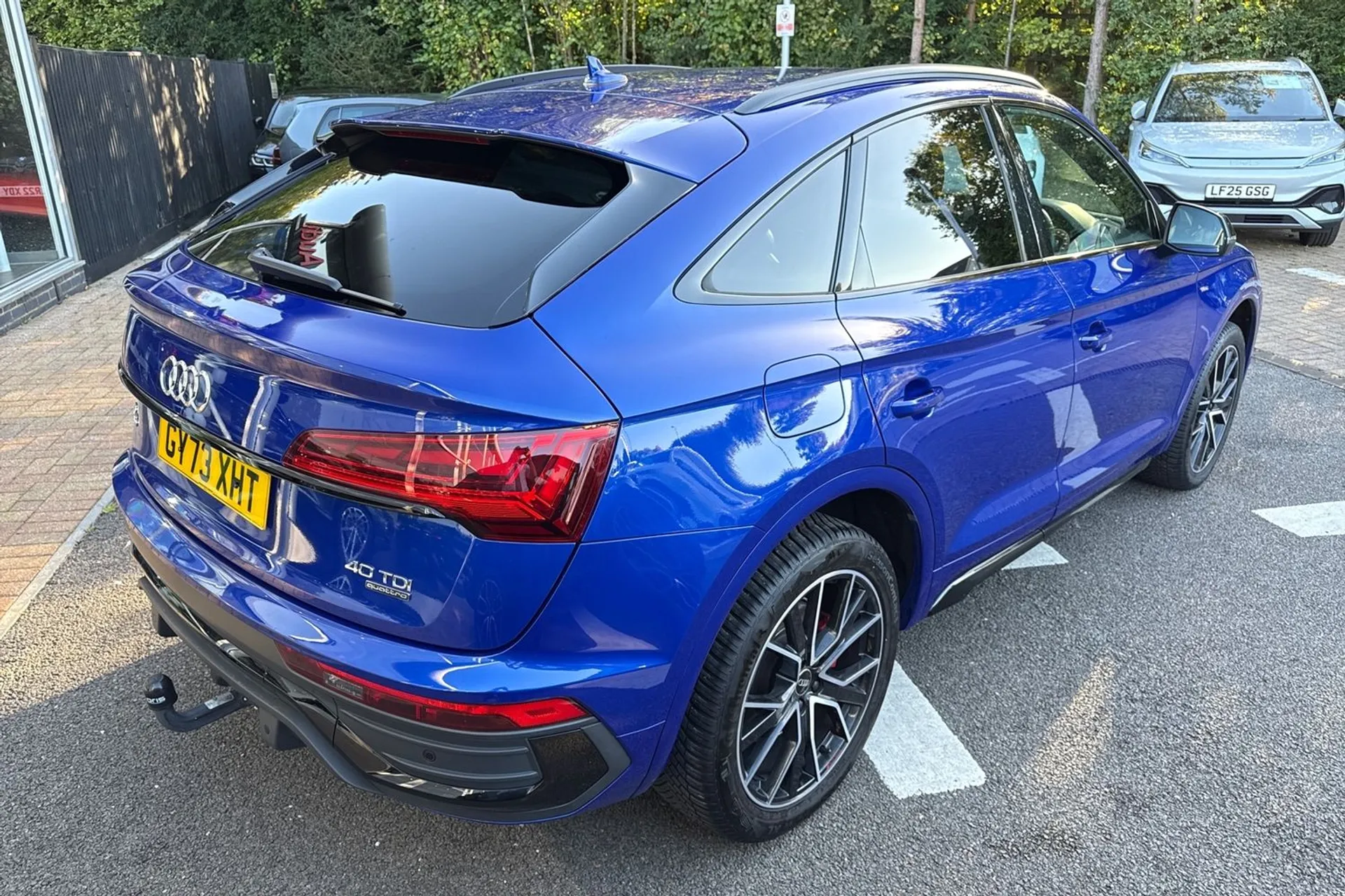 Audi Q5 thumbnail image number 6