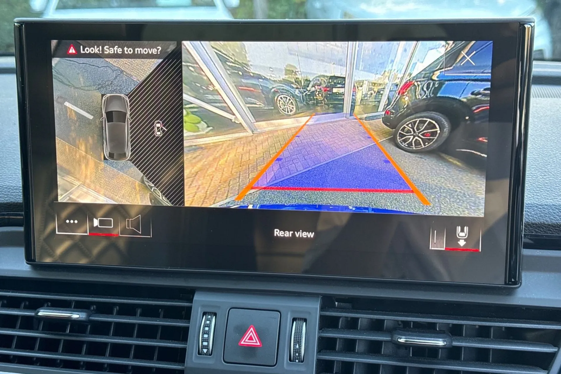 Audi Q5 thumbnail image number 4