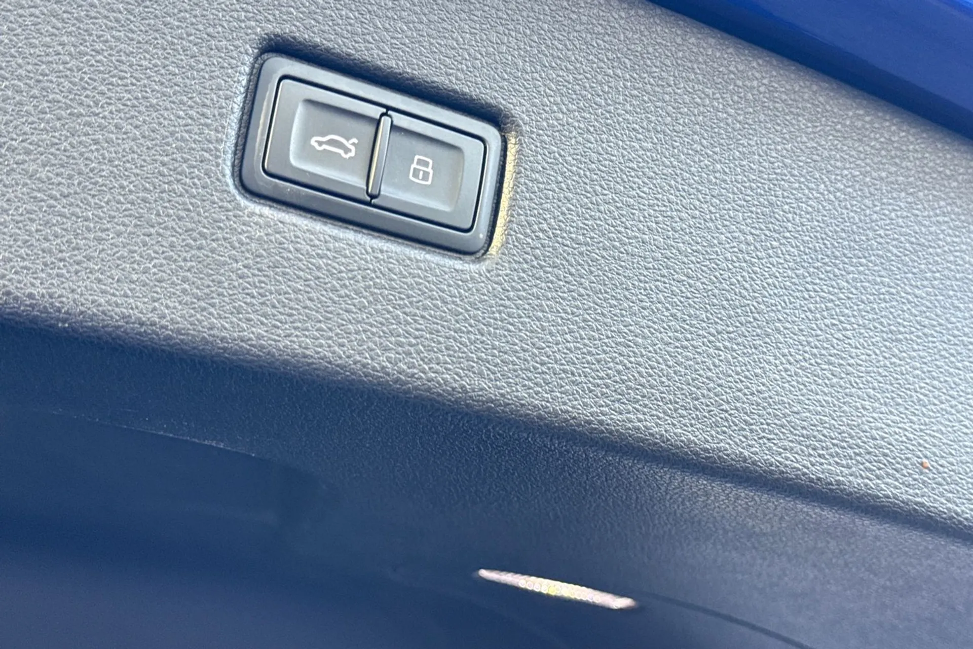 Audi Q5 thumbnail image number 35