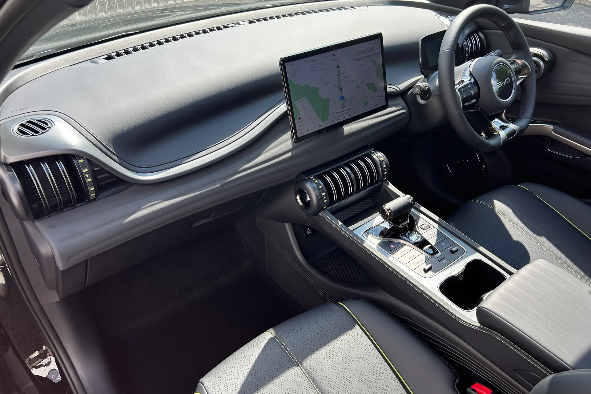 BYD ATTO 3 thumbnail image number 9