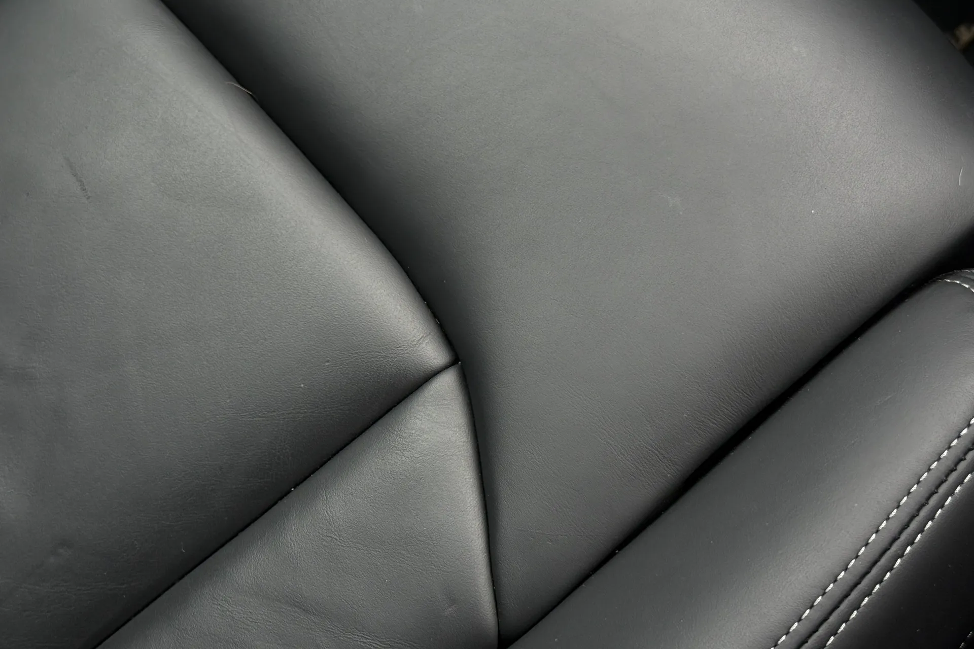 Audi Q7 thumbnail image number 31