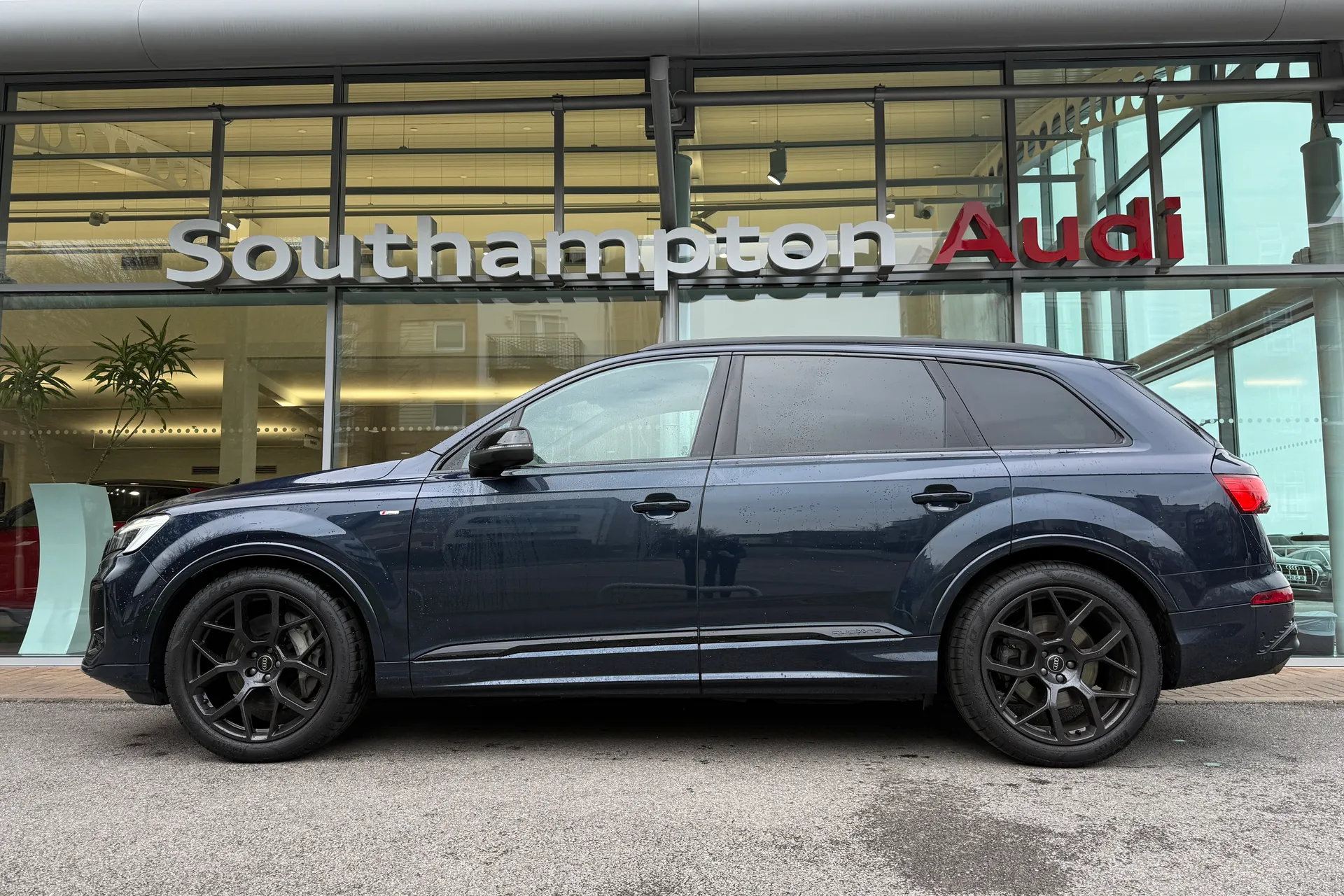 Audi Q7 thumbnail image number 59