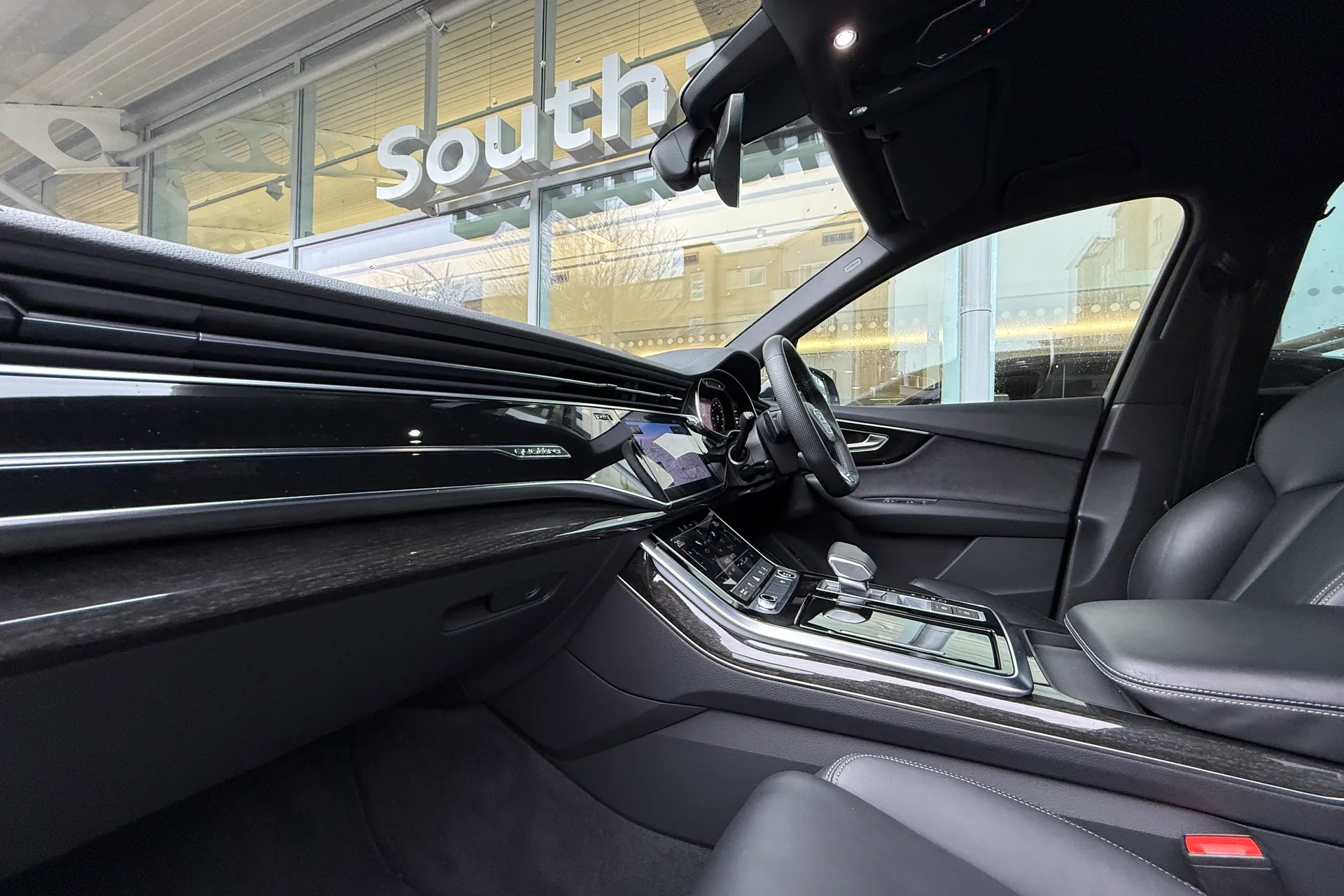 Audi Q7 thumbnail image number 58