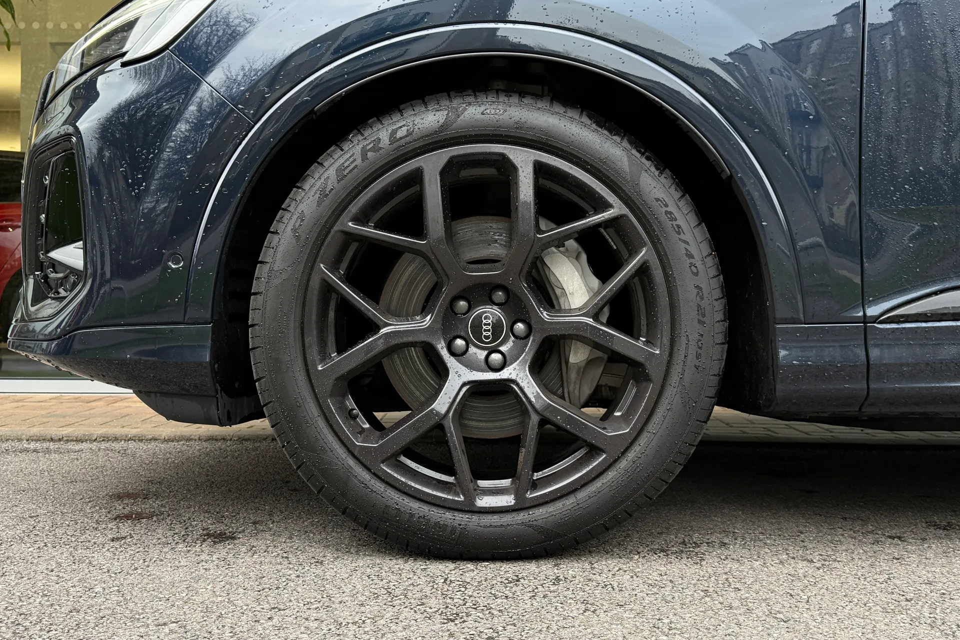 Audi Q7 thumbnail image number 9