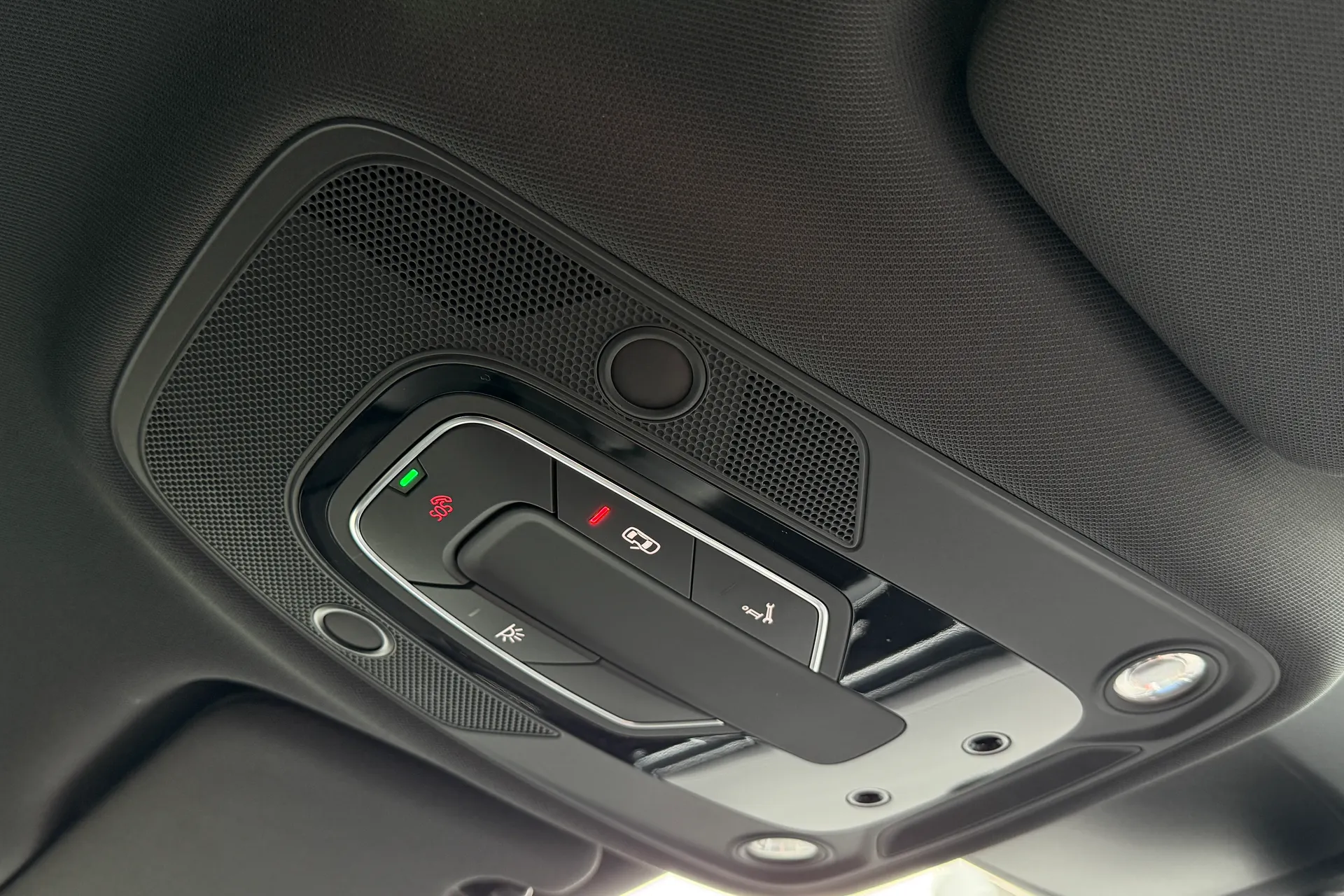 Audi Q7 thumbnail image number 37