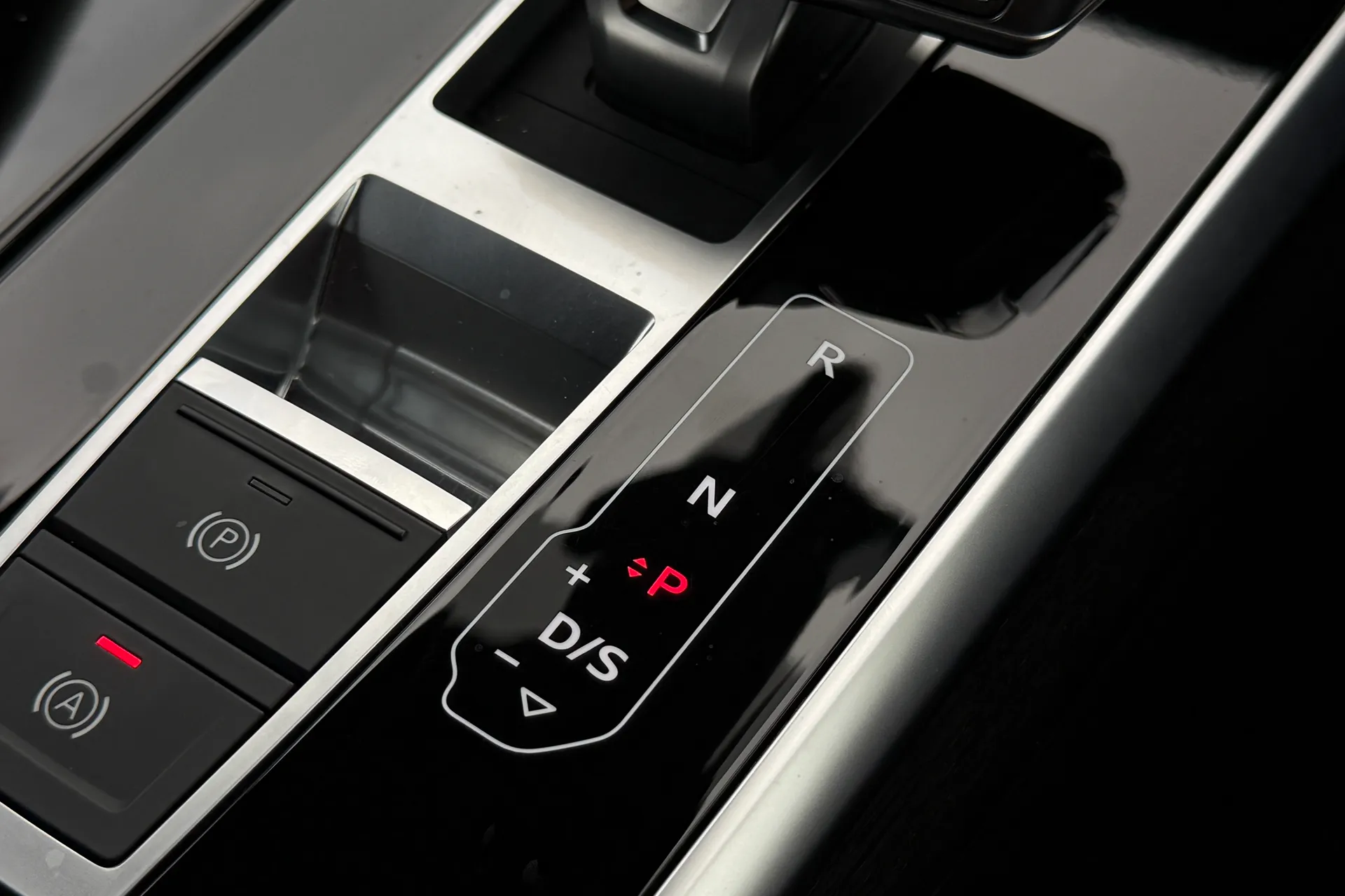 Audi Q7 thumbnail image number 26