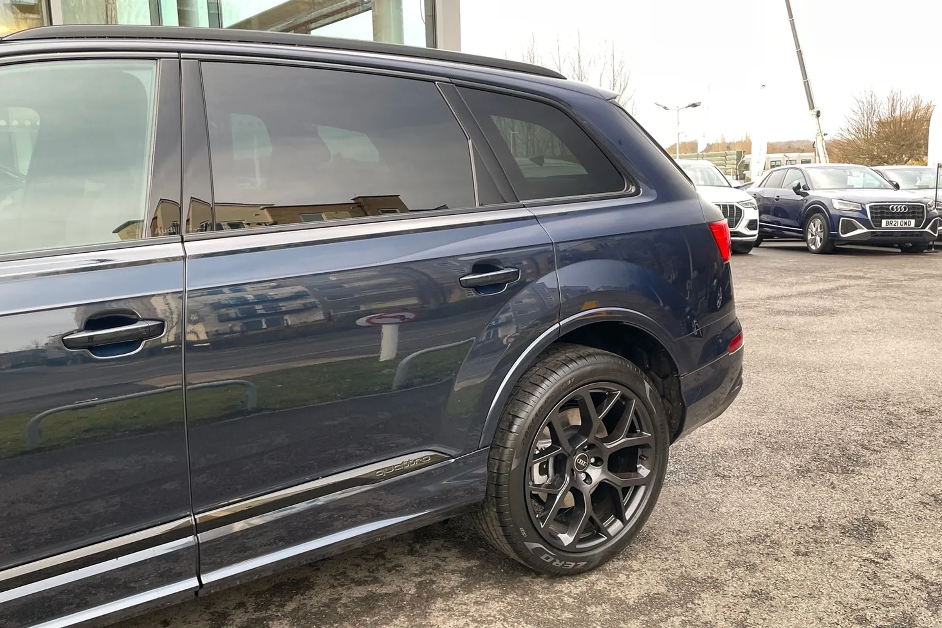 Audi Q7 thumbnail image number 12