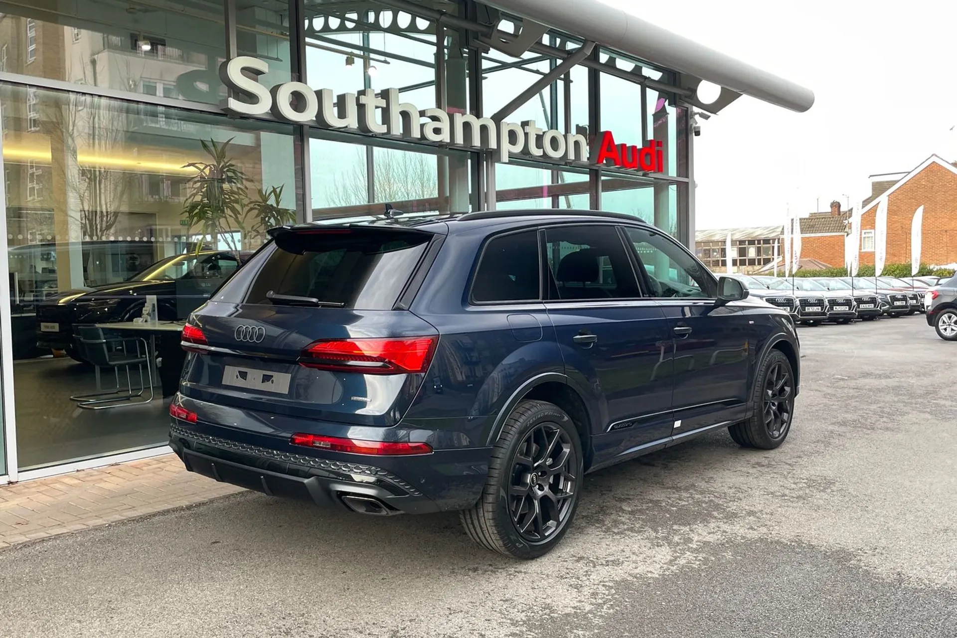 Audi Q7 thumbnail image number 6